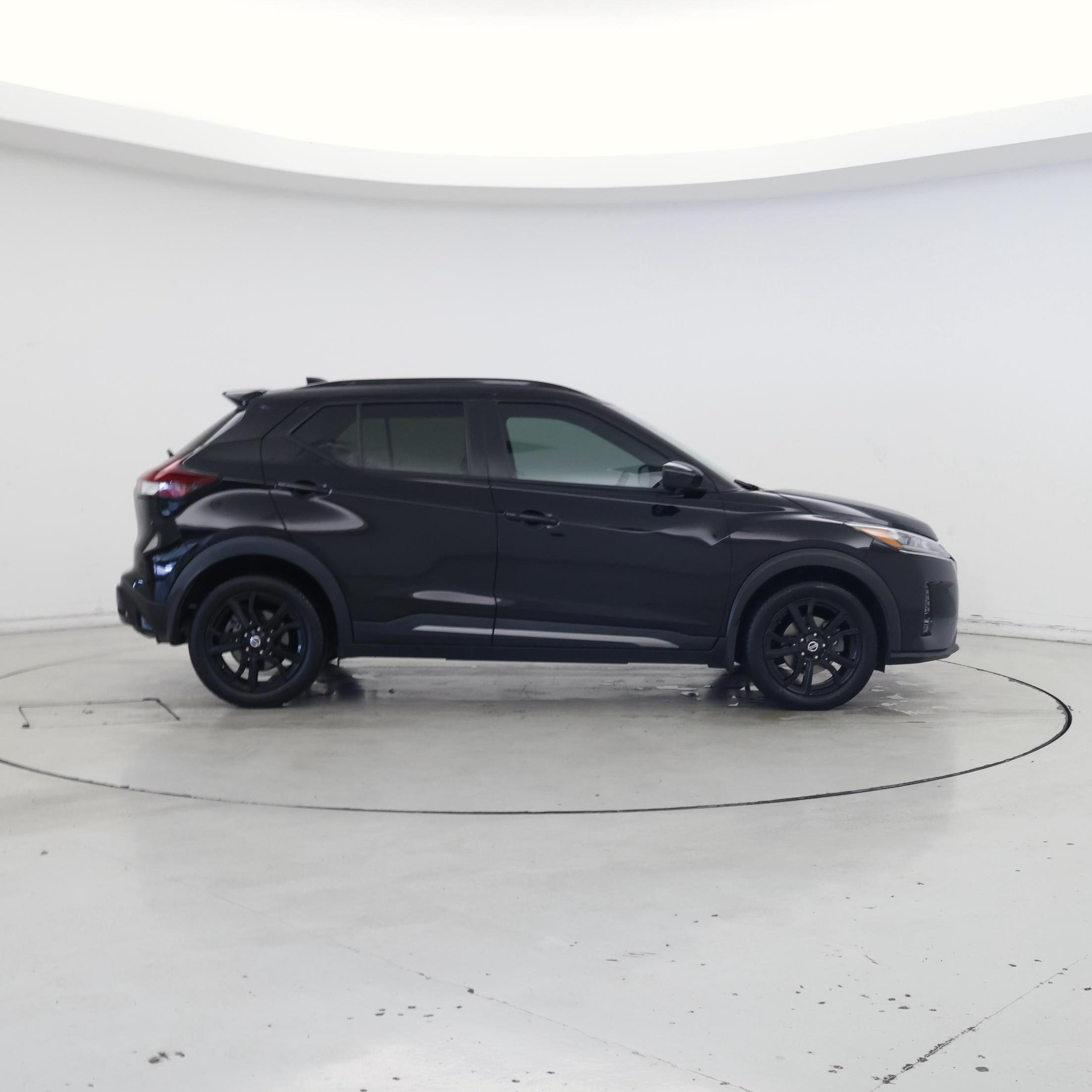 Thumbnail: 2021 Nissan Kicks - 7