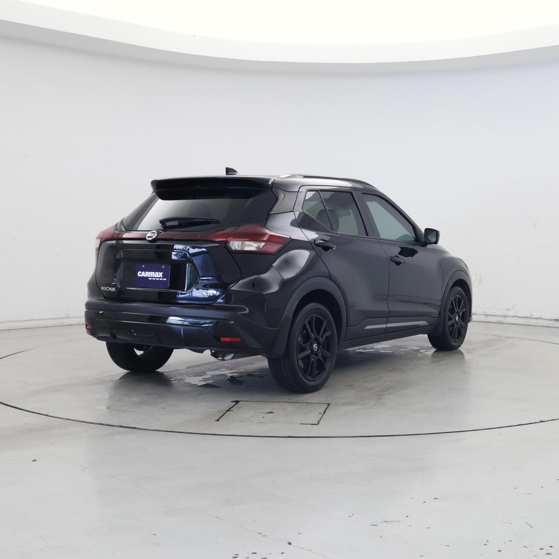 Thumbnail: 2021 Nissan Kicks - 8