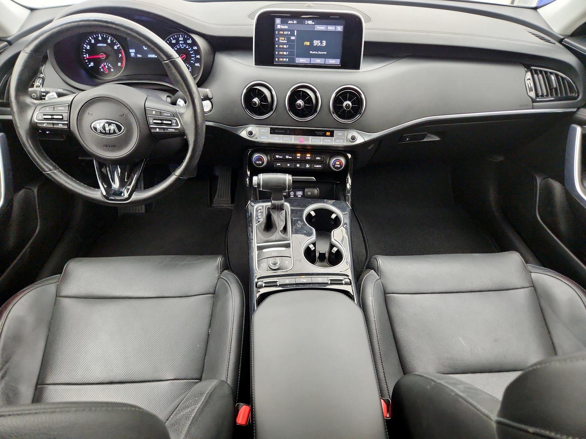 Thumbnail: 2018 Kia Stinger - 9