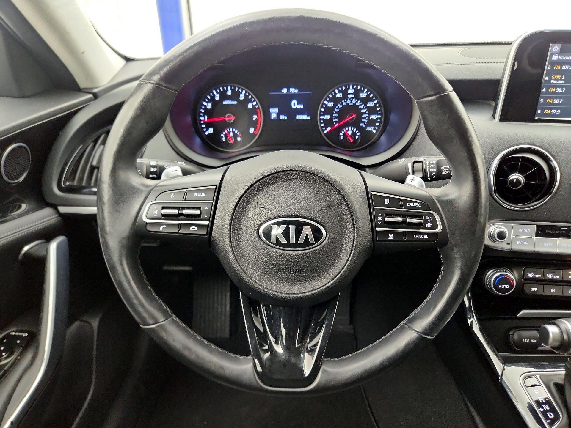 Thumbnail: 2018 Kia Stinger - 10