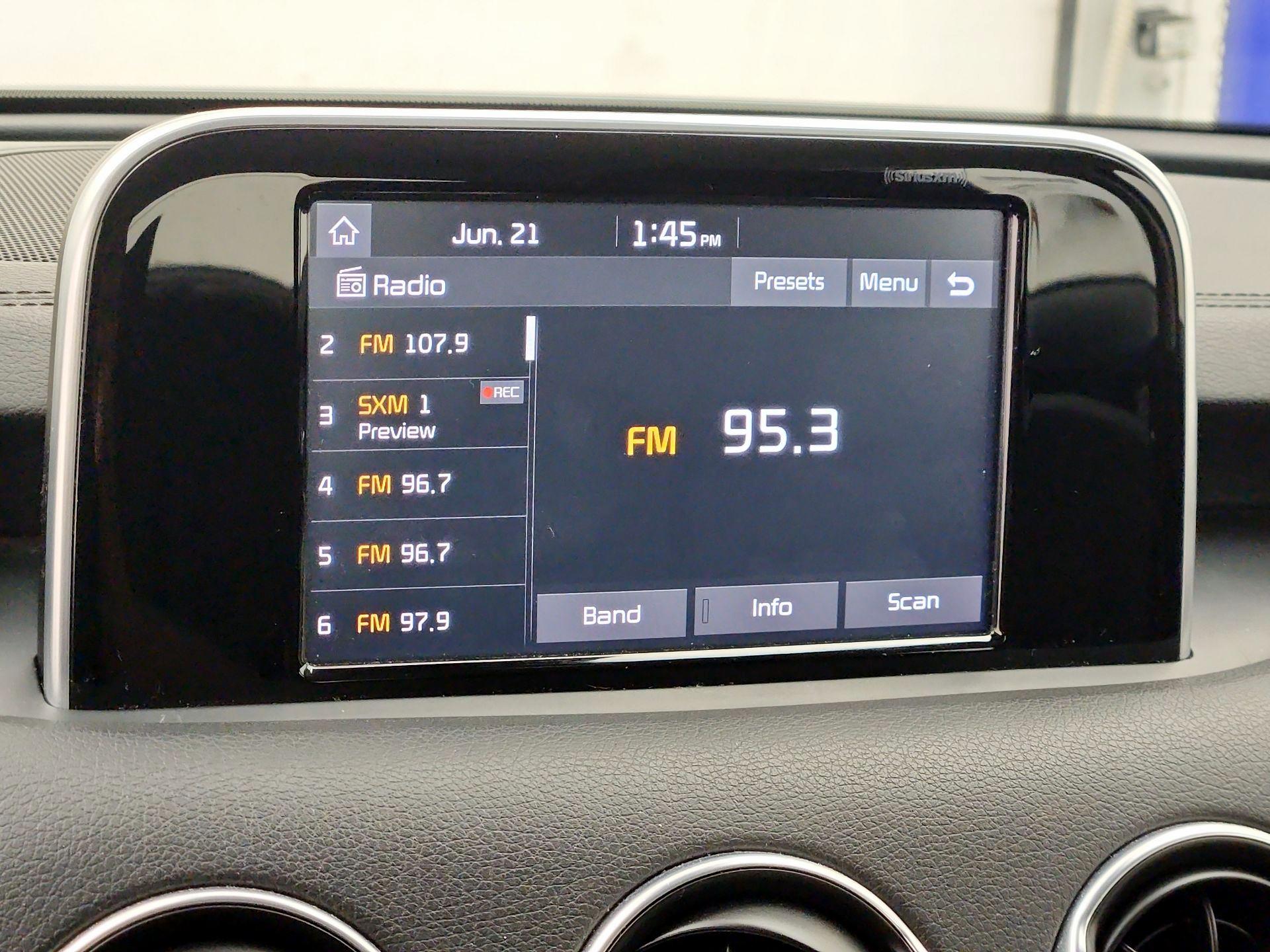 Thumbnail: 2018 Kia Stinger - 15