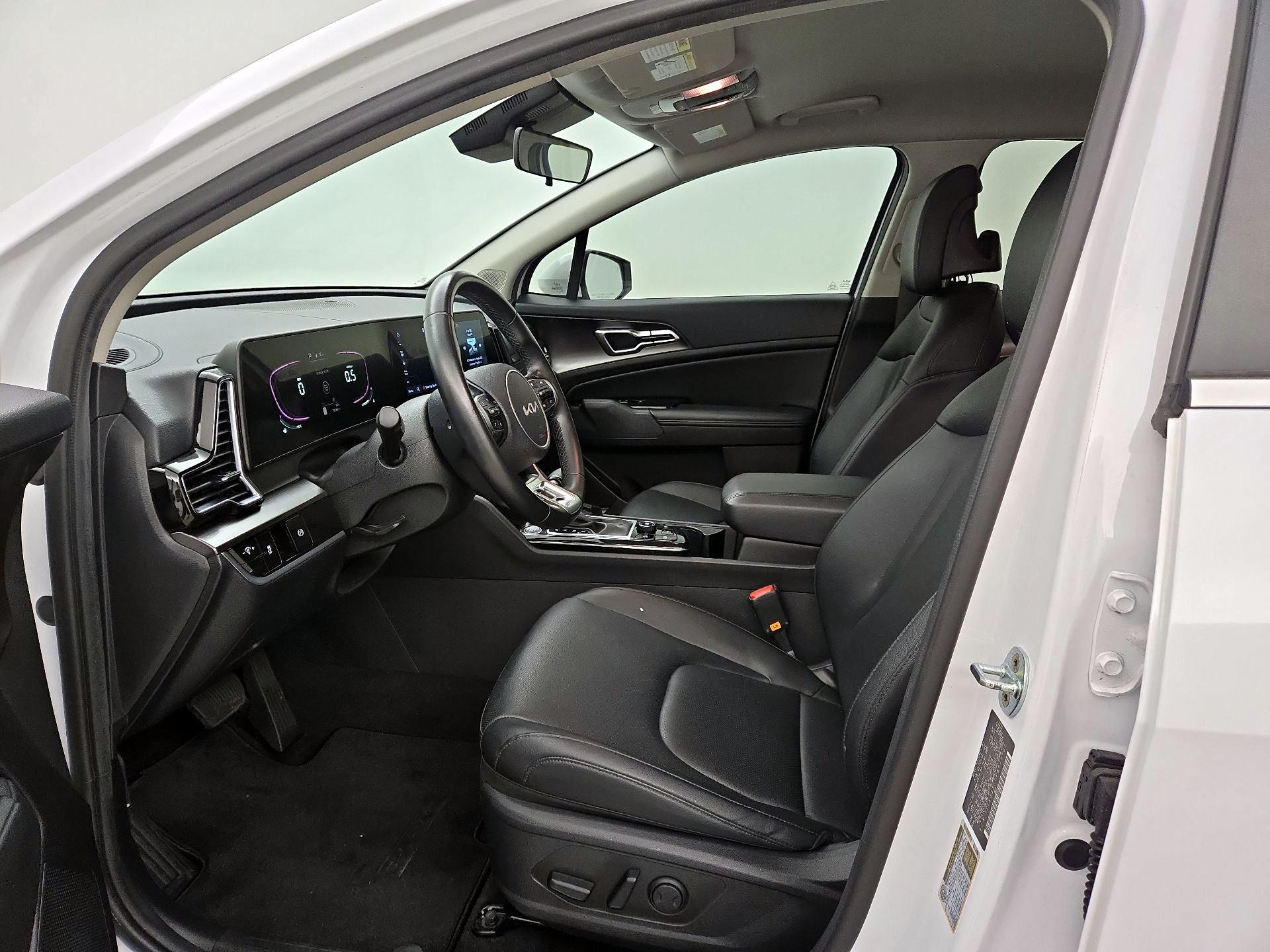 Thumbnail: 2023 Kia Sportage - 11
