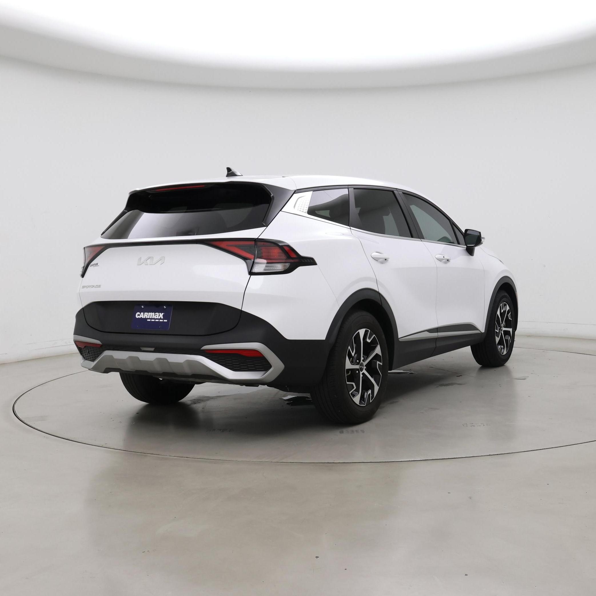 Thumbnail: 2023 Kia Sportage - 8
