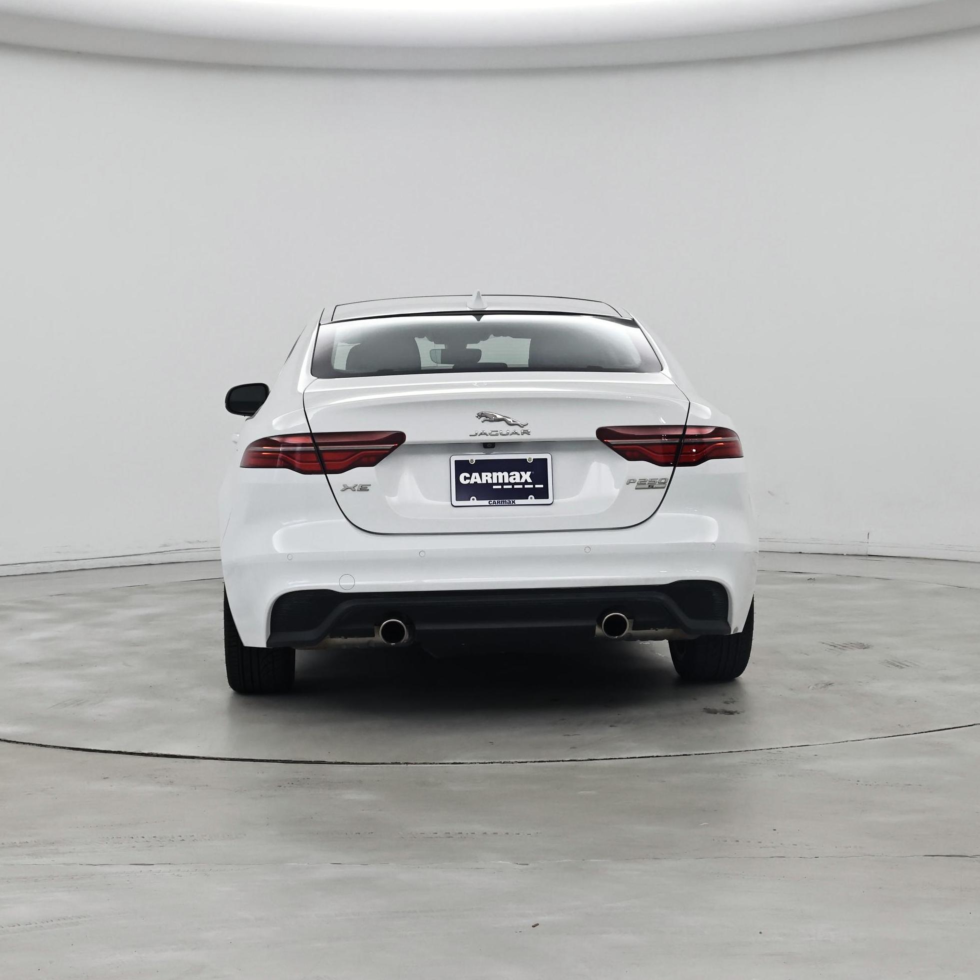 Thumbnail: 2020 Jaguar XE - 6