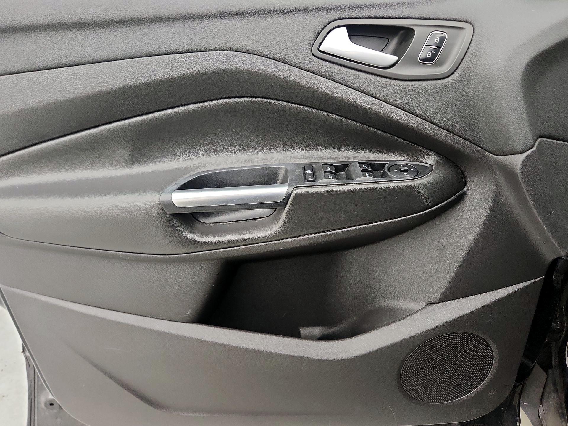 Thumbnail: 2017 Ford Escape - 12