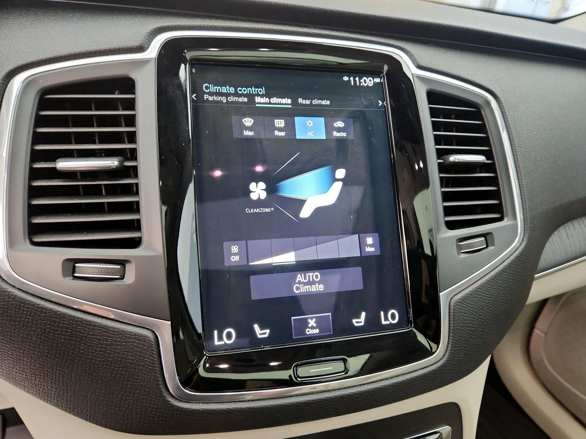 Thumbnail: 2020 Volvo XC90 - 16