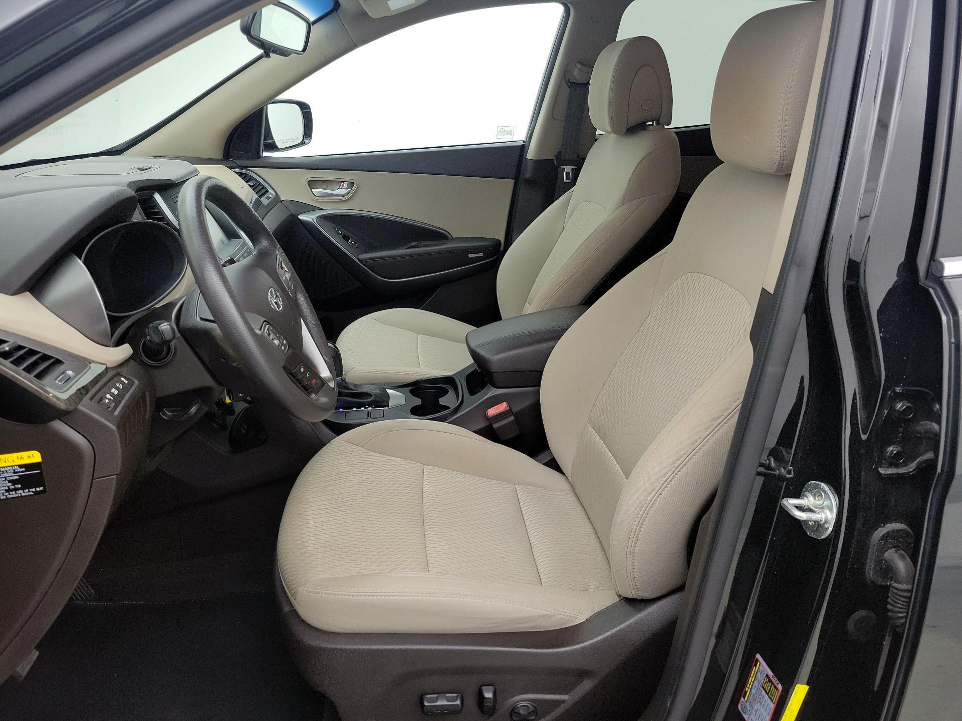 Thumbnail: 2017 Hyundai Santa Fe - 11