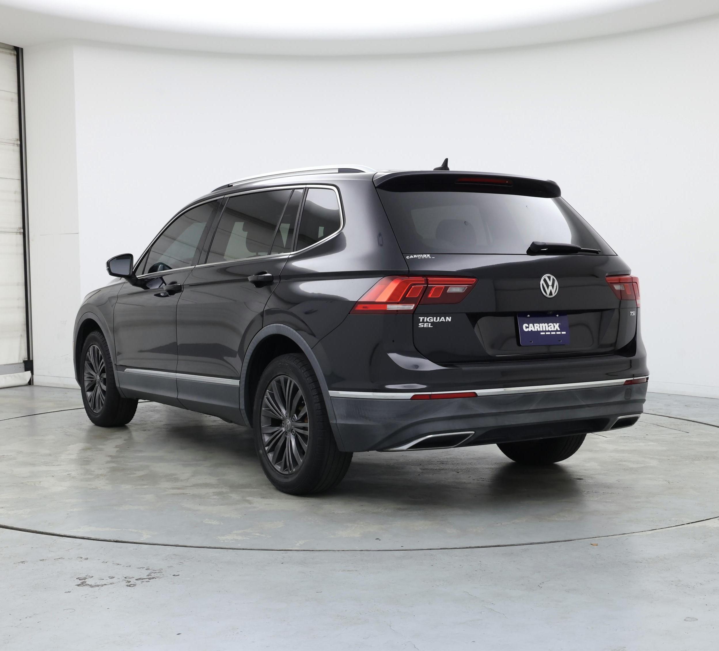 Thumbnail: 2018 Volkswagen Tiguan - 2