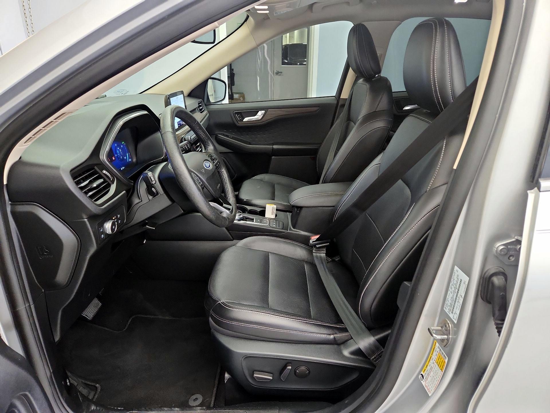 Thumbnail: 2020 Ford Escape - 11