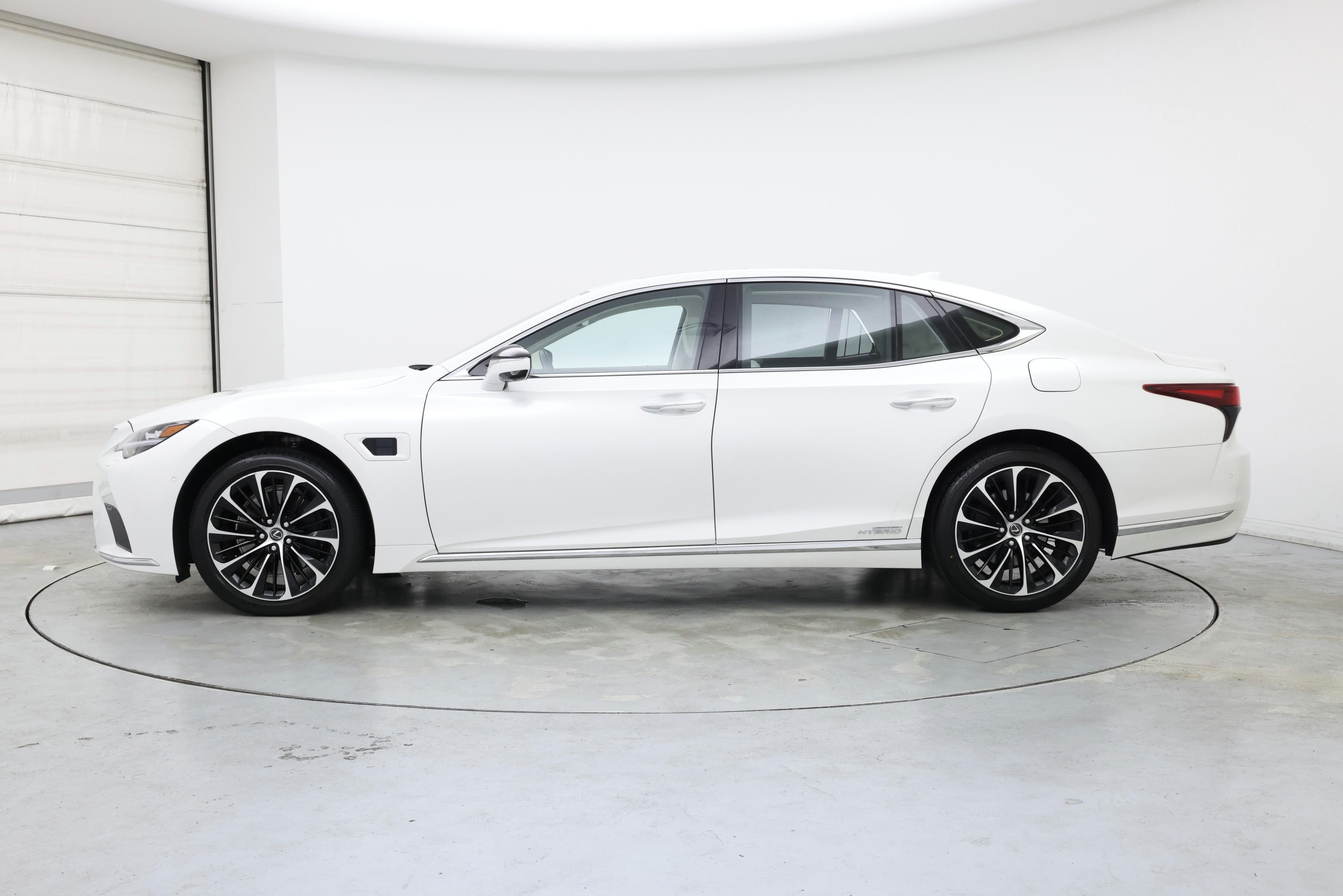 Thumbnail: 2022 Lexus LS - 3