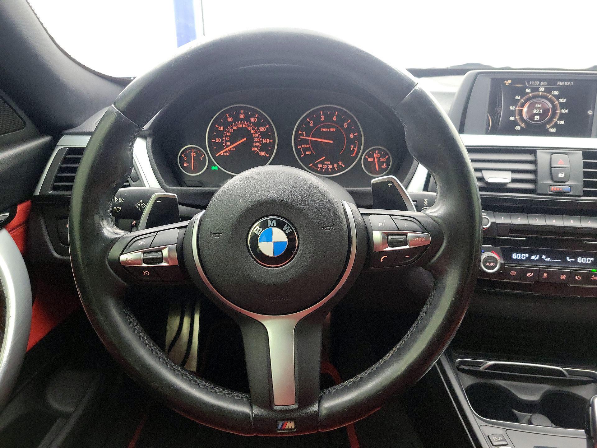 Thumbnail: 2017 BMW 3 Series - 10