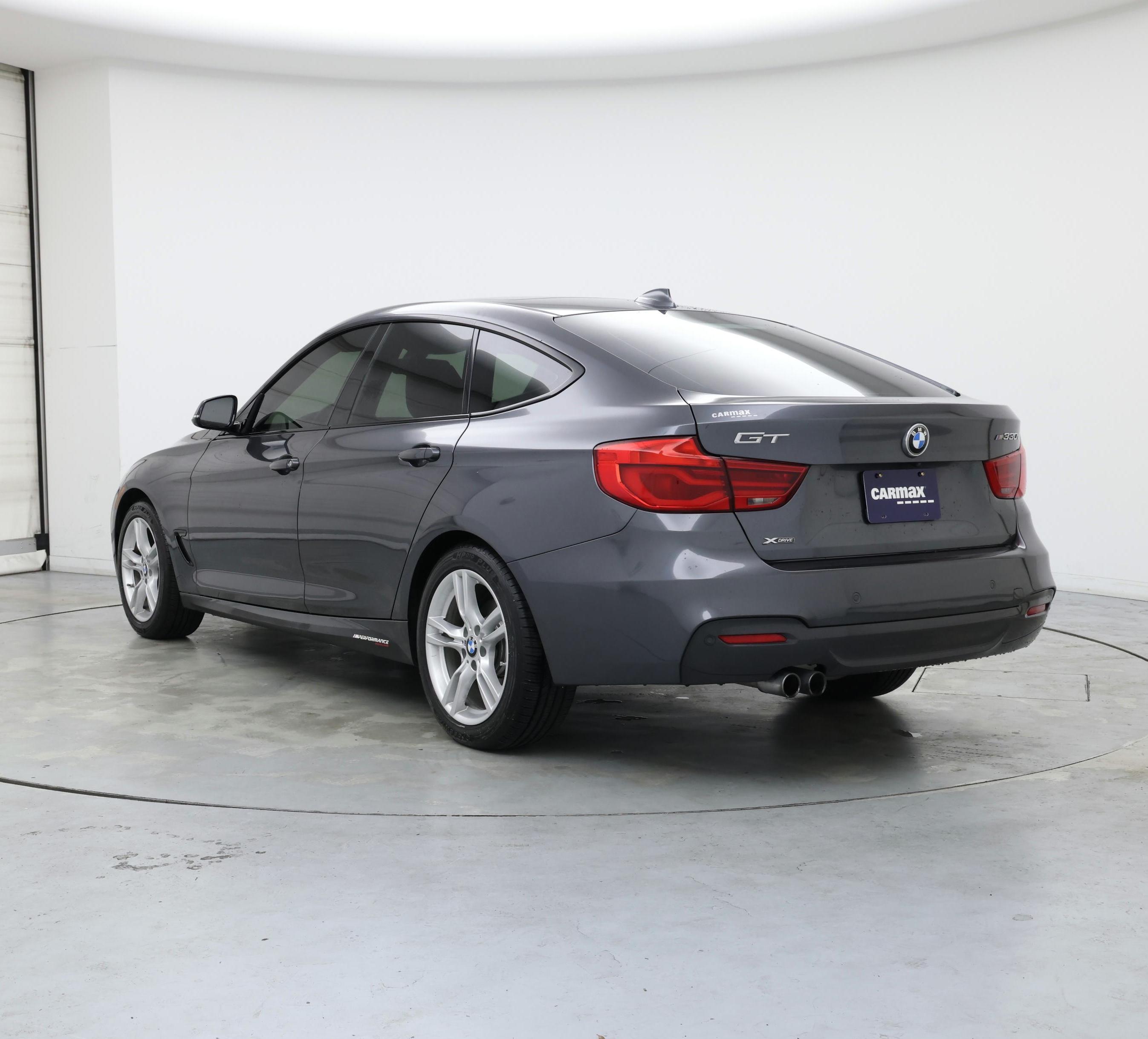 Thumbnail: 2017 BMW 3 Series - 2
