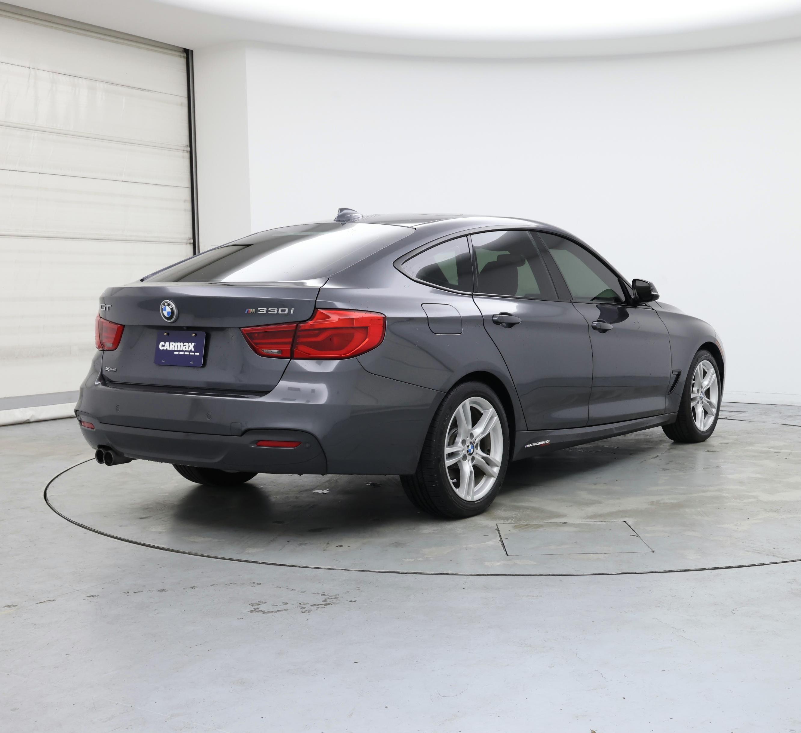 Thumbnail: 2017 BMW 3 Series - 8