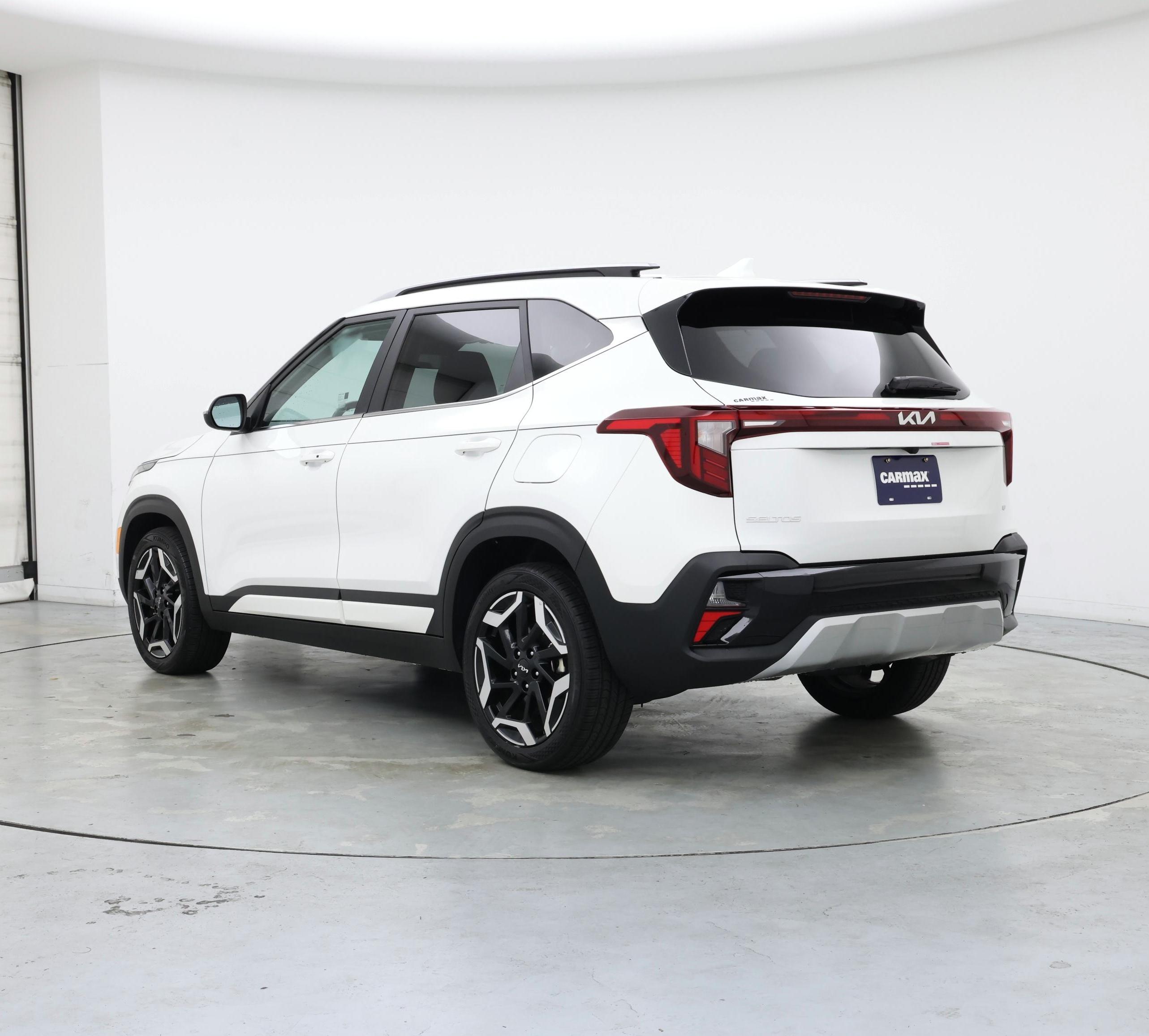 Thumbnail: 2024 Kia Seltos - 2