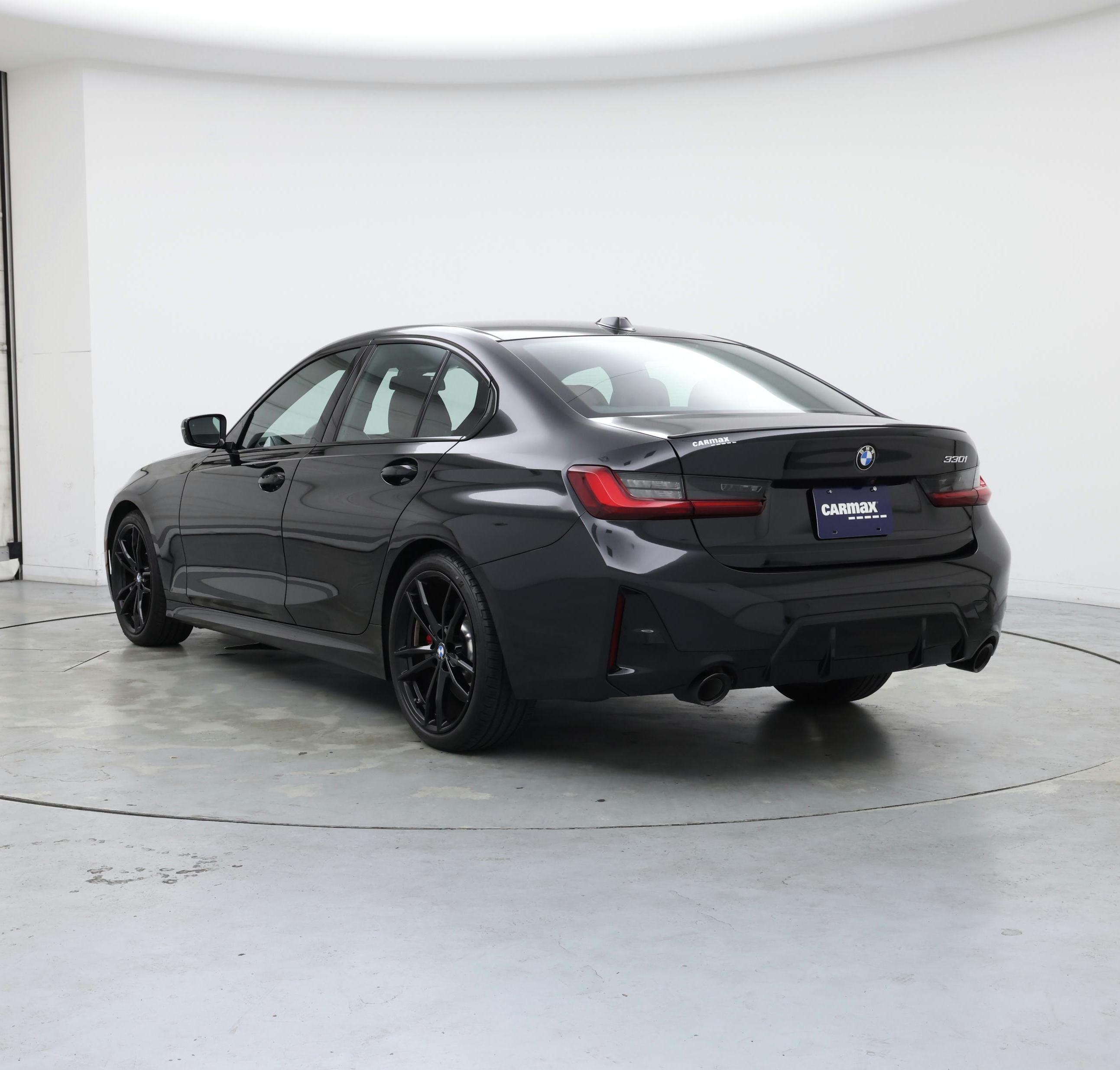 Thumbnail: 2024 BMW 3 Series - 2