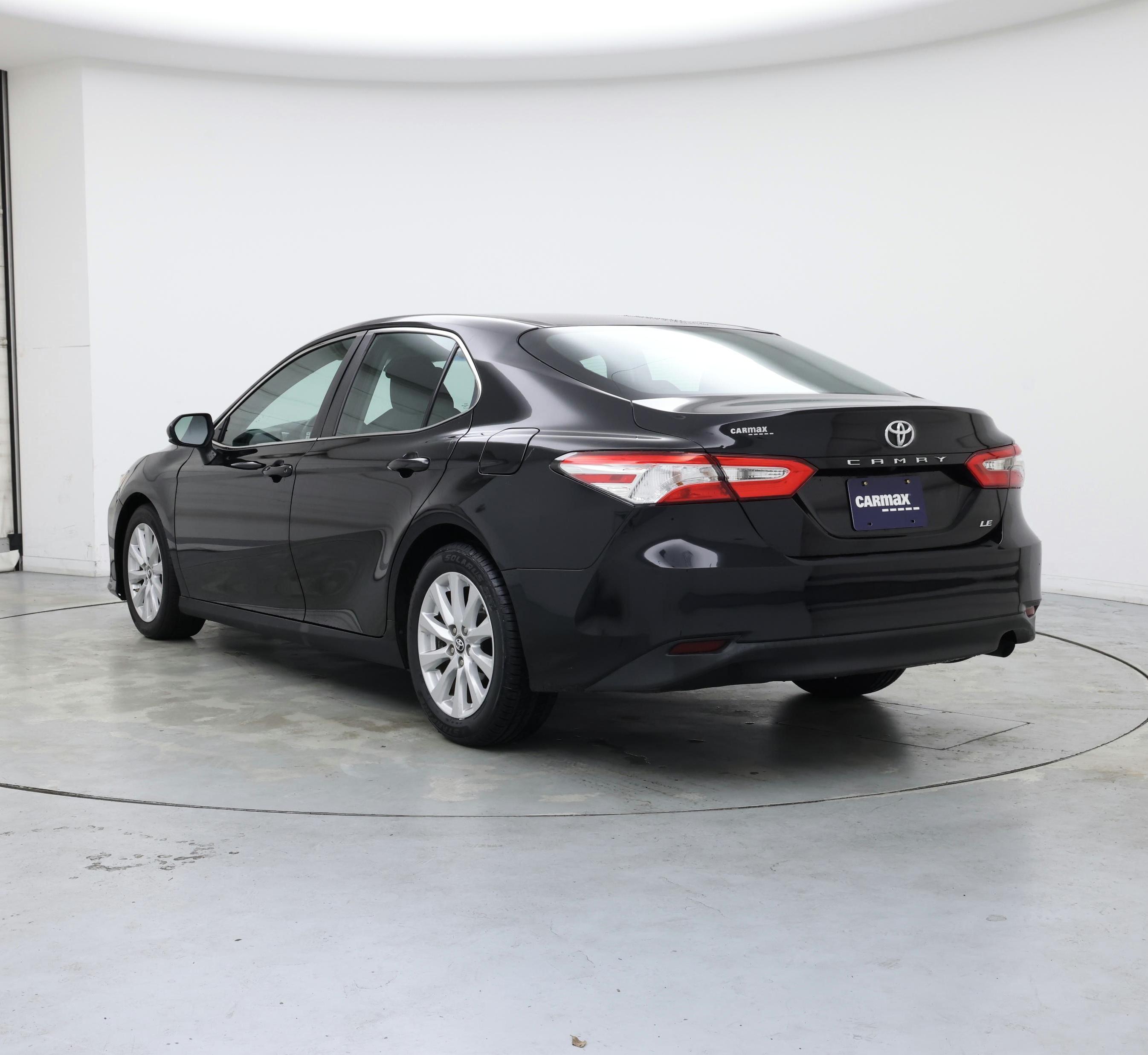 Thumbnail: 2018 Toyota Camry - 2
