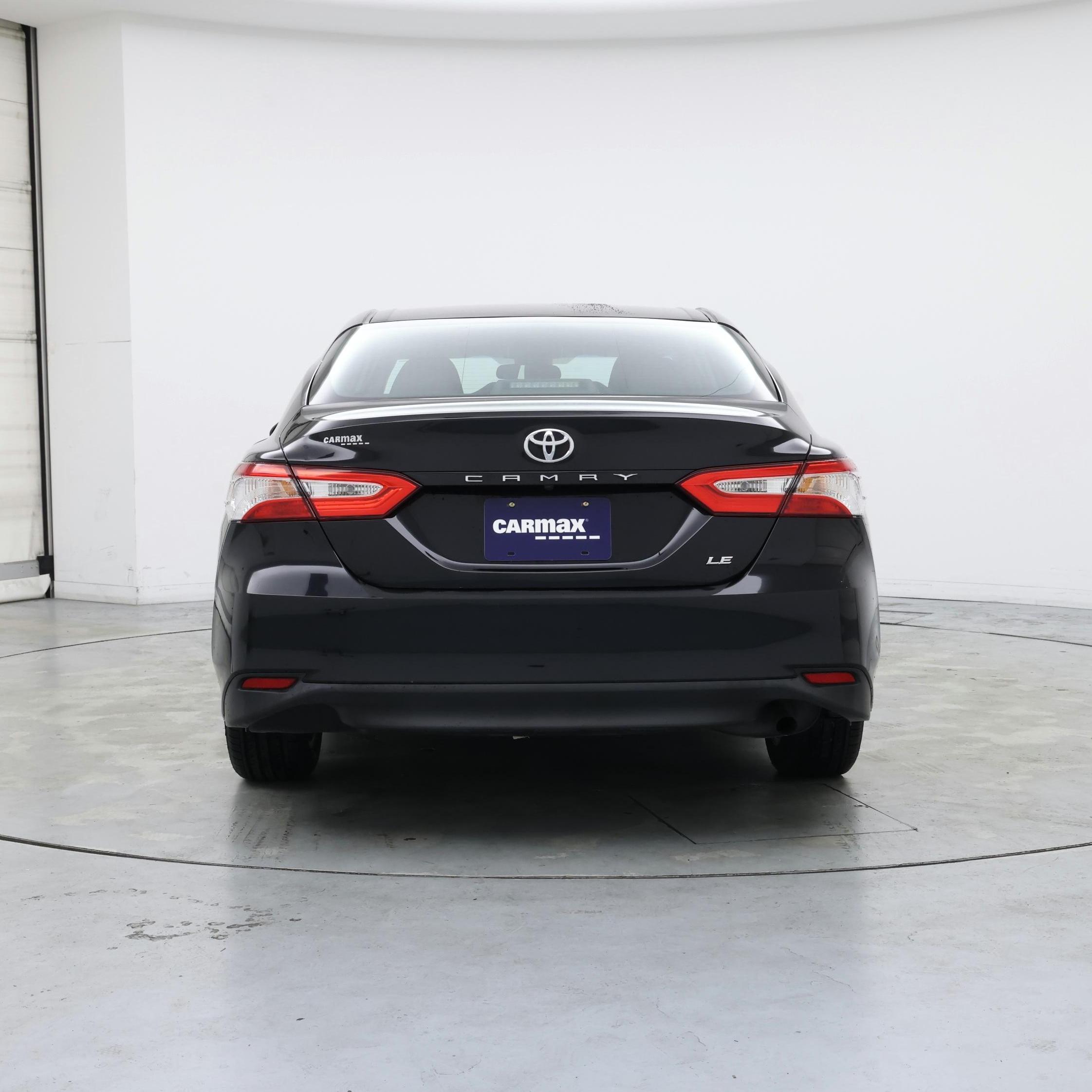 Thumbnail: 2018 Toyota Camry - 6