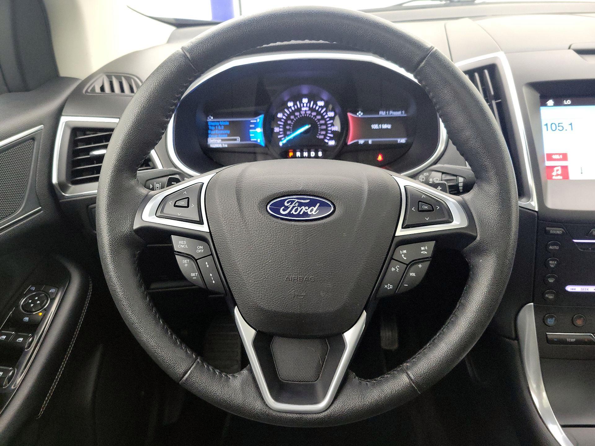 Thumbnail: 2018 Ford Edge - 10