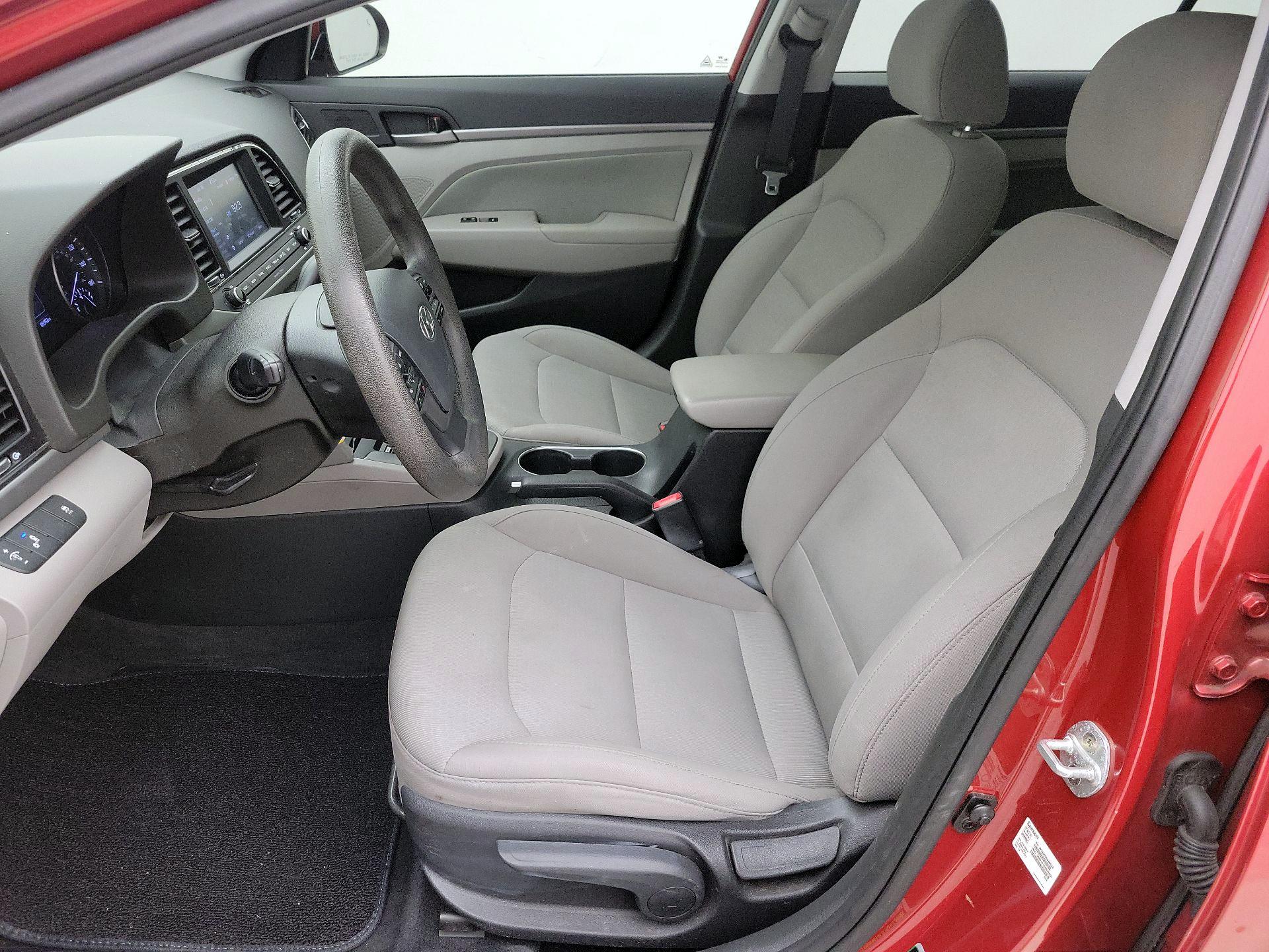 Thumbnail: 2018 Hyundai Elantra - 11