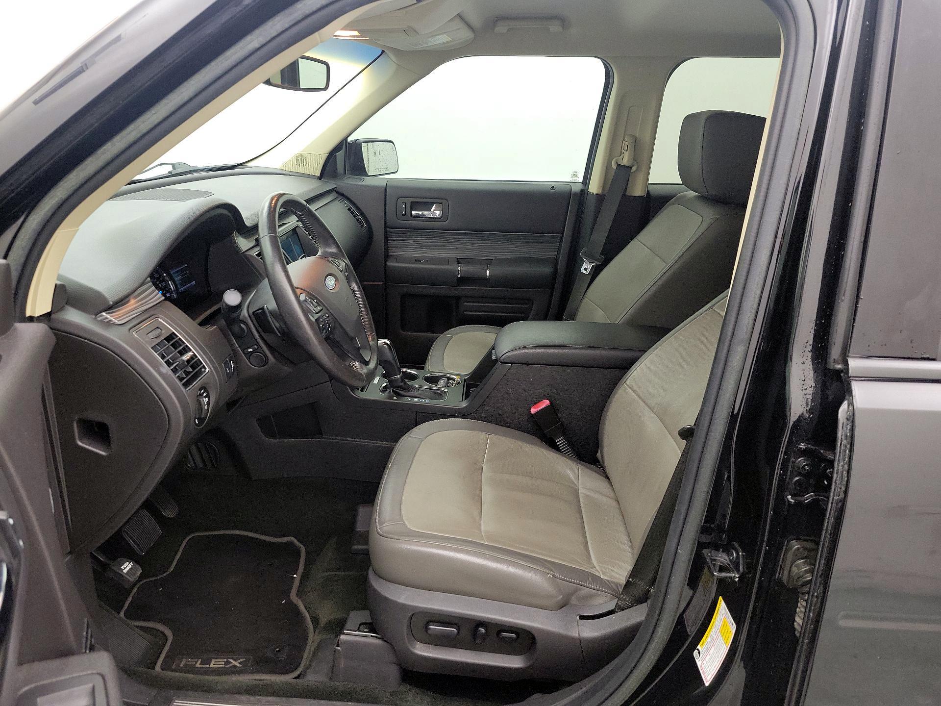 Thumbnail: 2016 Ford Flex - 11