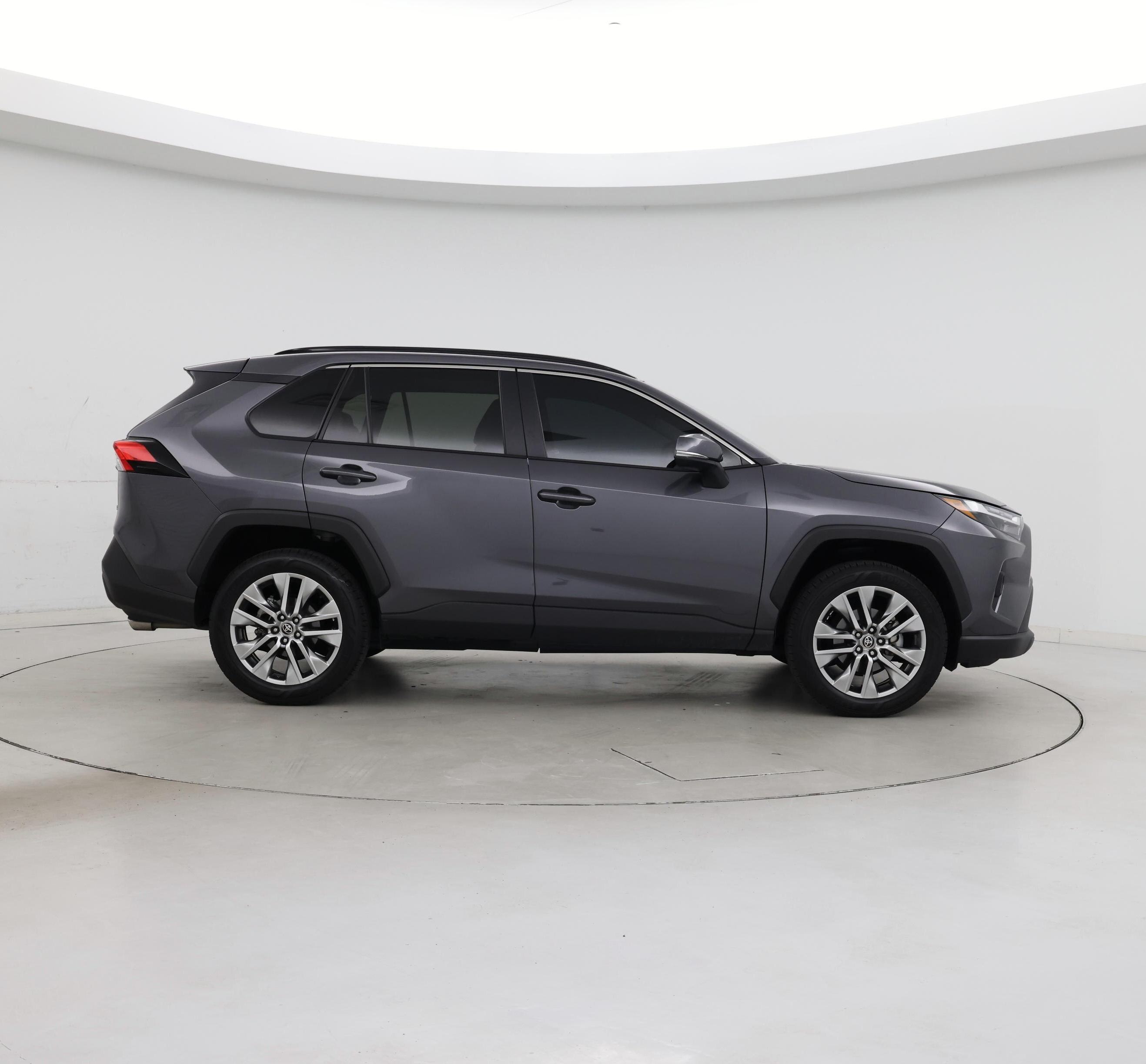 Thumbnail: 2022 Toyota RAV4 - 7