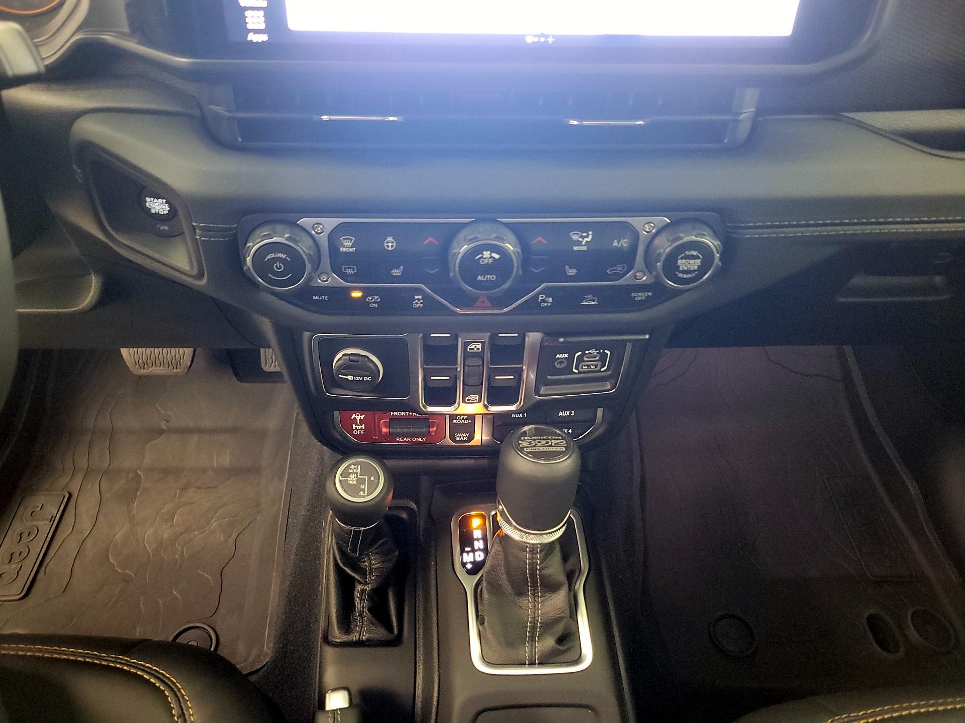 Thumbnail: 2024 Jeep Wrangler - 18