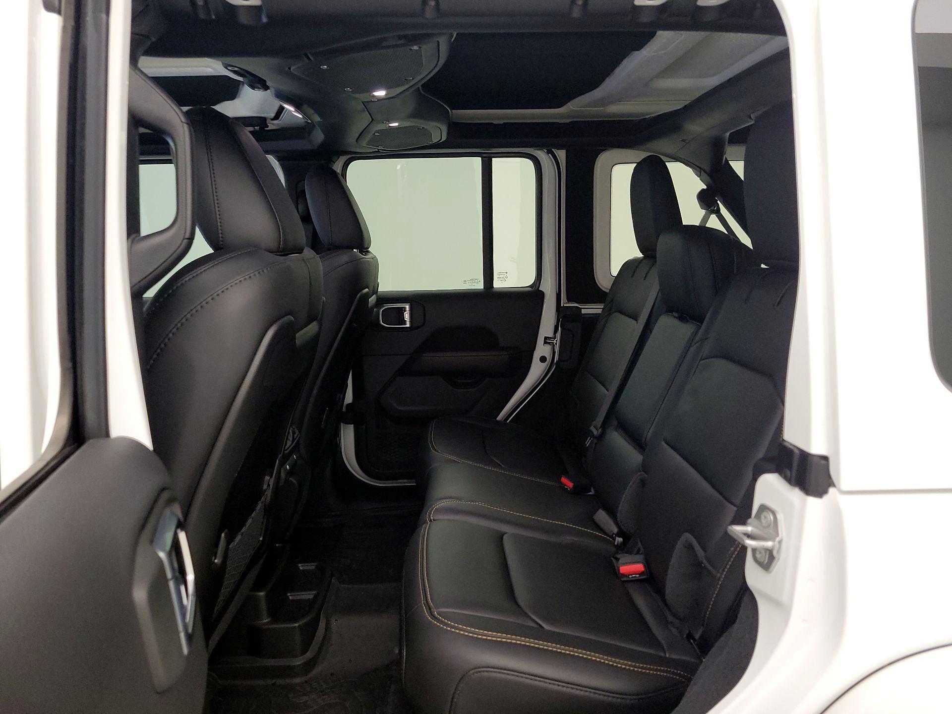 Thumbnail: 2024 Jeep Wrangler - 20