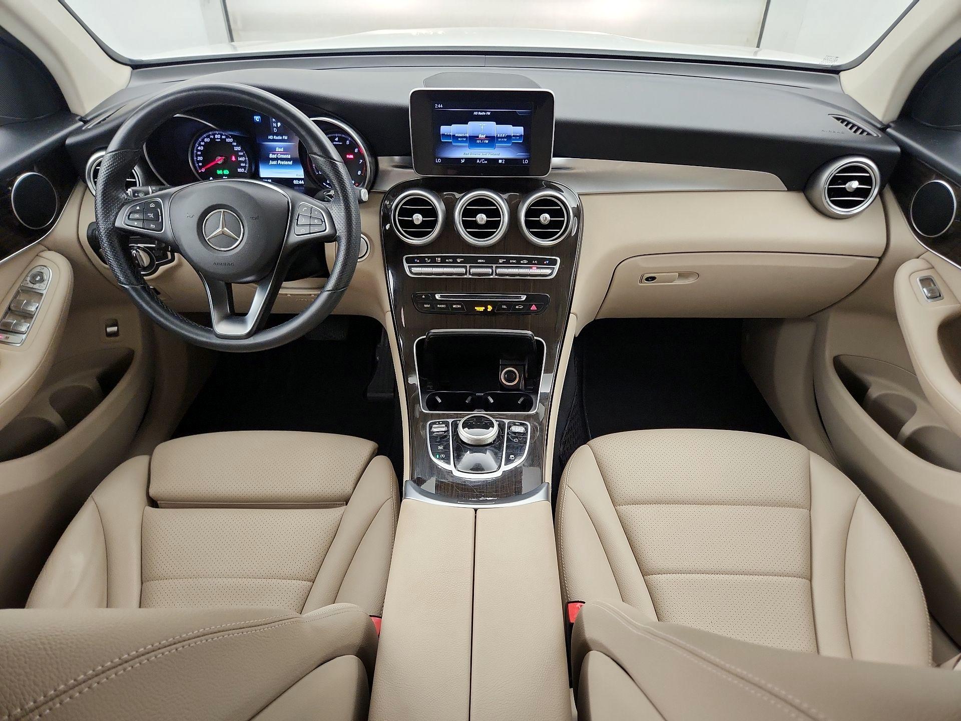 Thumbnail: 2019 Mercedes-Benz GLC - 9
