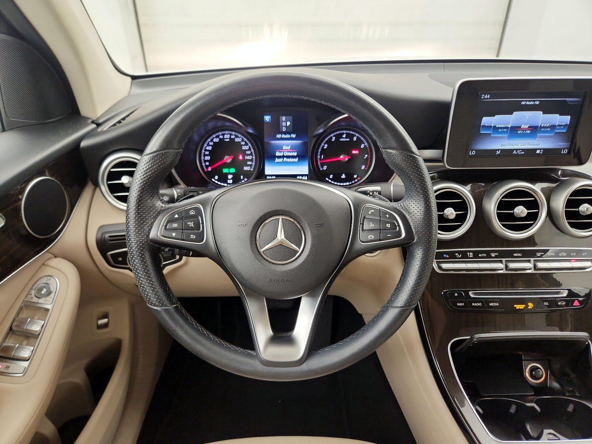Thumbnail: 2019 Mercedes-Benz GLC - 10