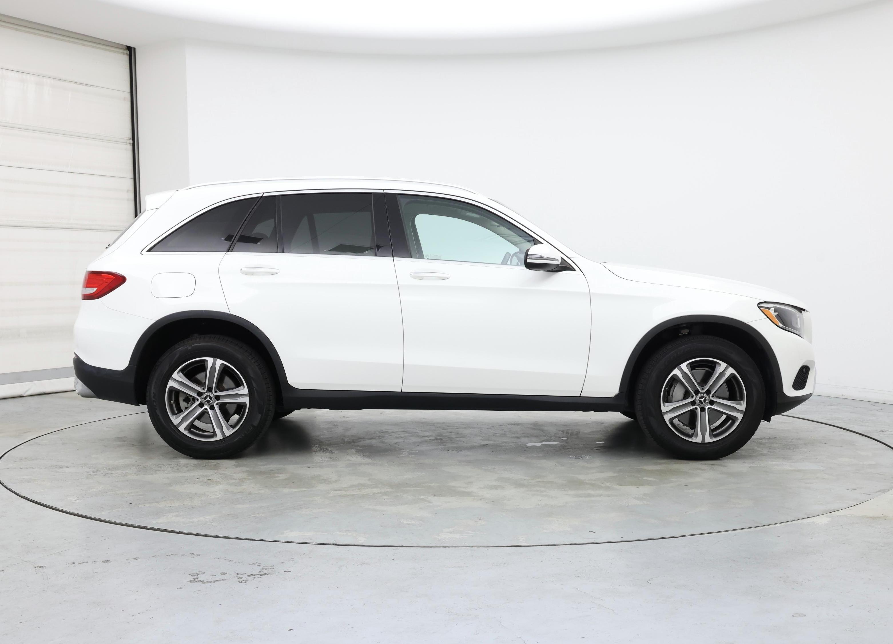 Thumbnail: 2019 Mercedes-Benz GLC - 7