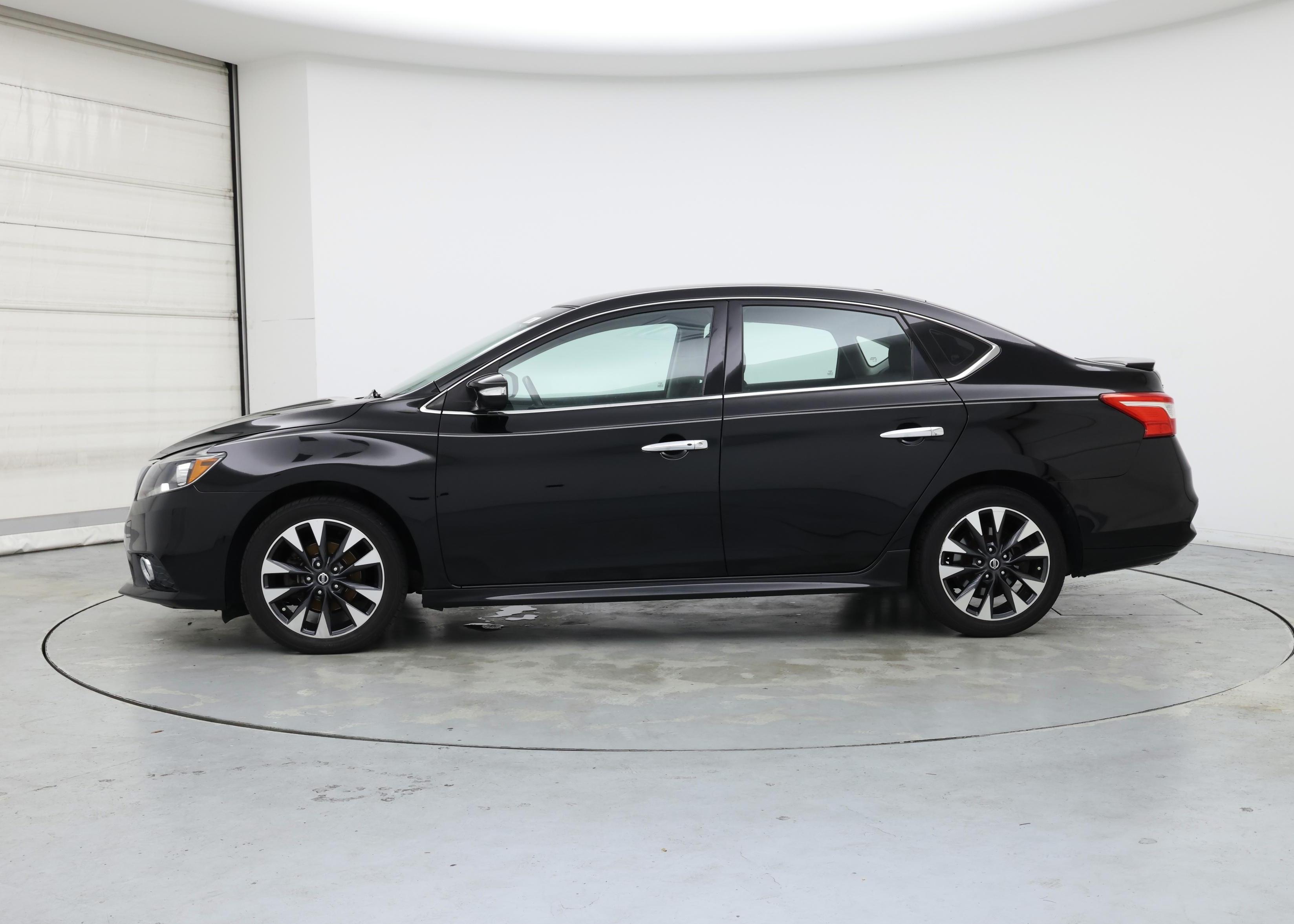 Thumbnail: 2019 Nissan Sentra - 3