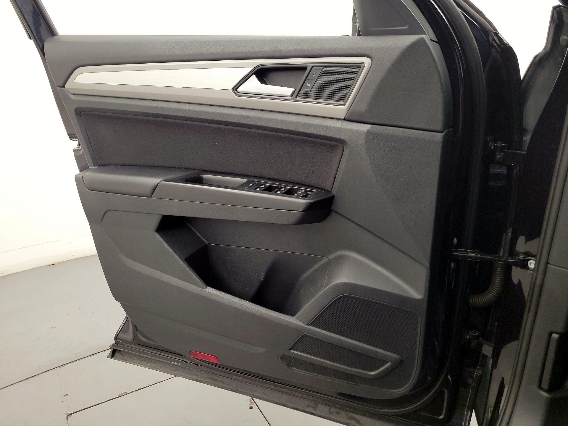 Thumbnail: 2021 Volkswagen Atlas - 12