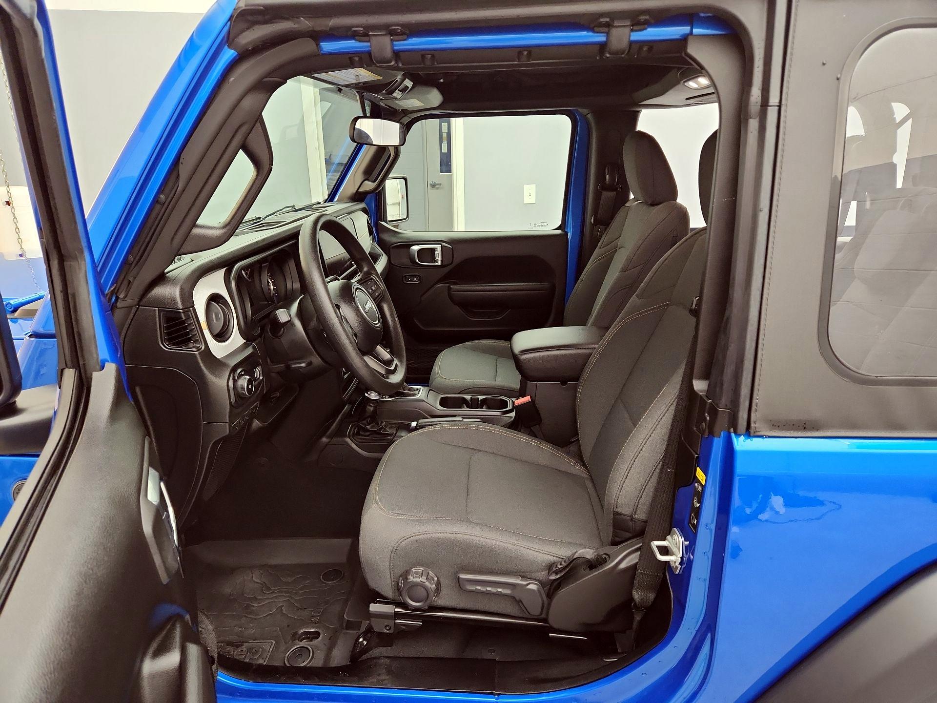 Thumbnail: 2025 Jeep Wrangler - 11