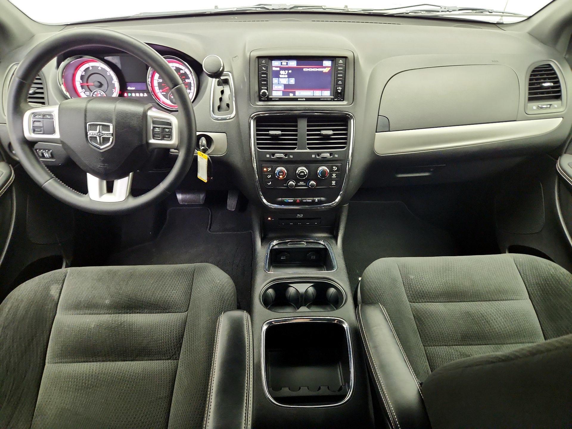 Thumbnail: 2015 Dodge Grand Caravan - 9