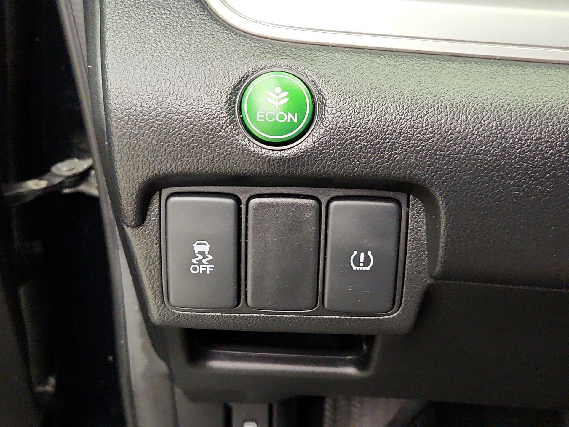 Thumbnail: 2016 Honda CR-V - 13