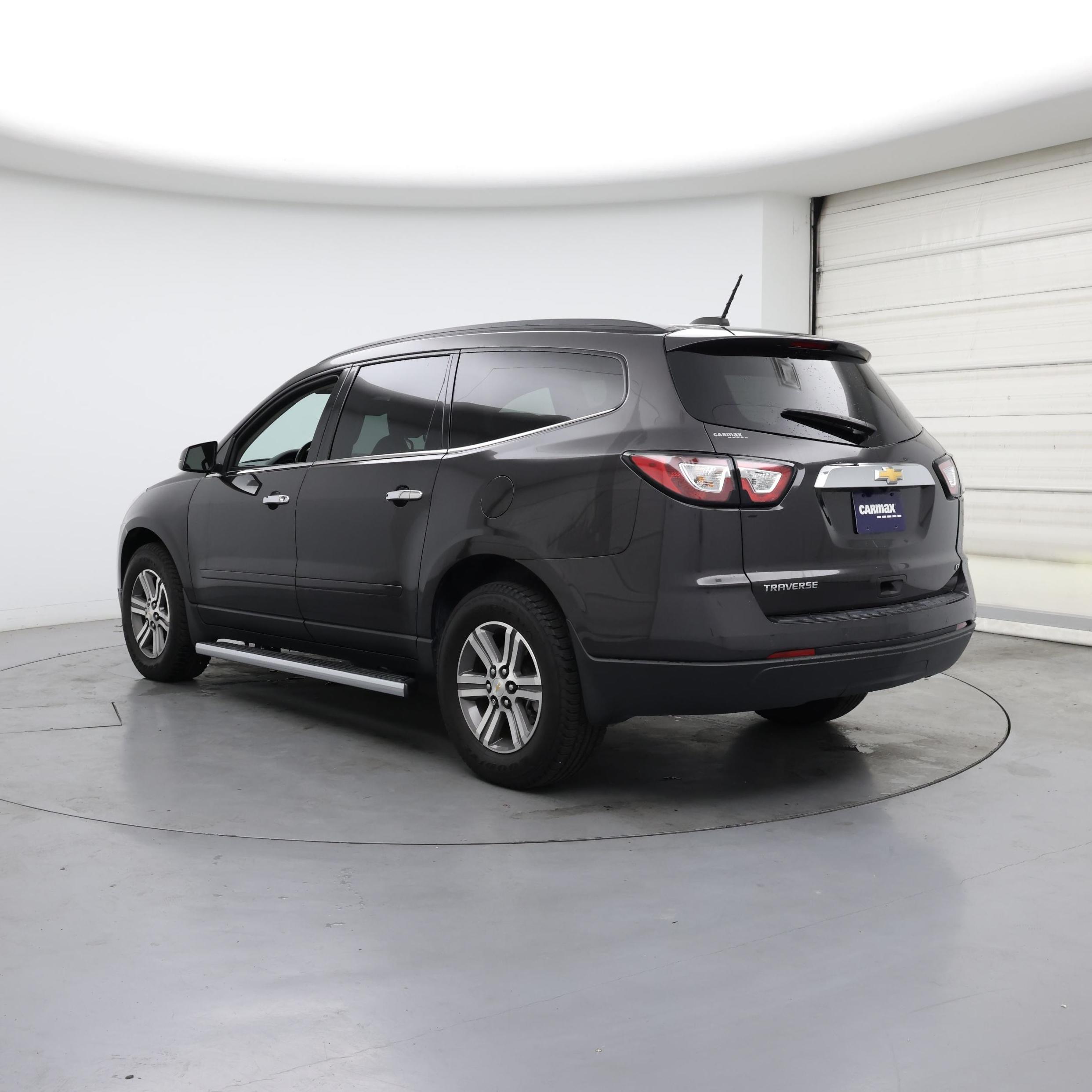 Thumbnail: 2017 Chevrolet Traverse - 2