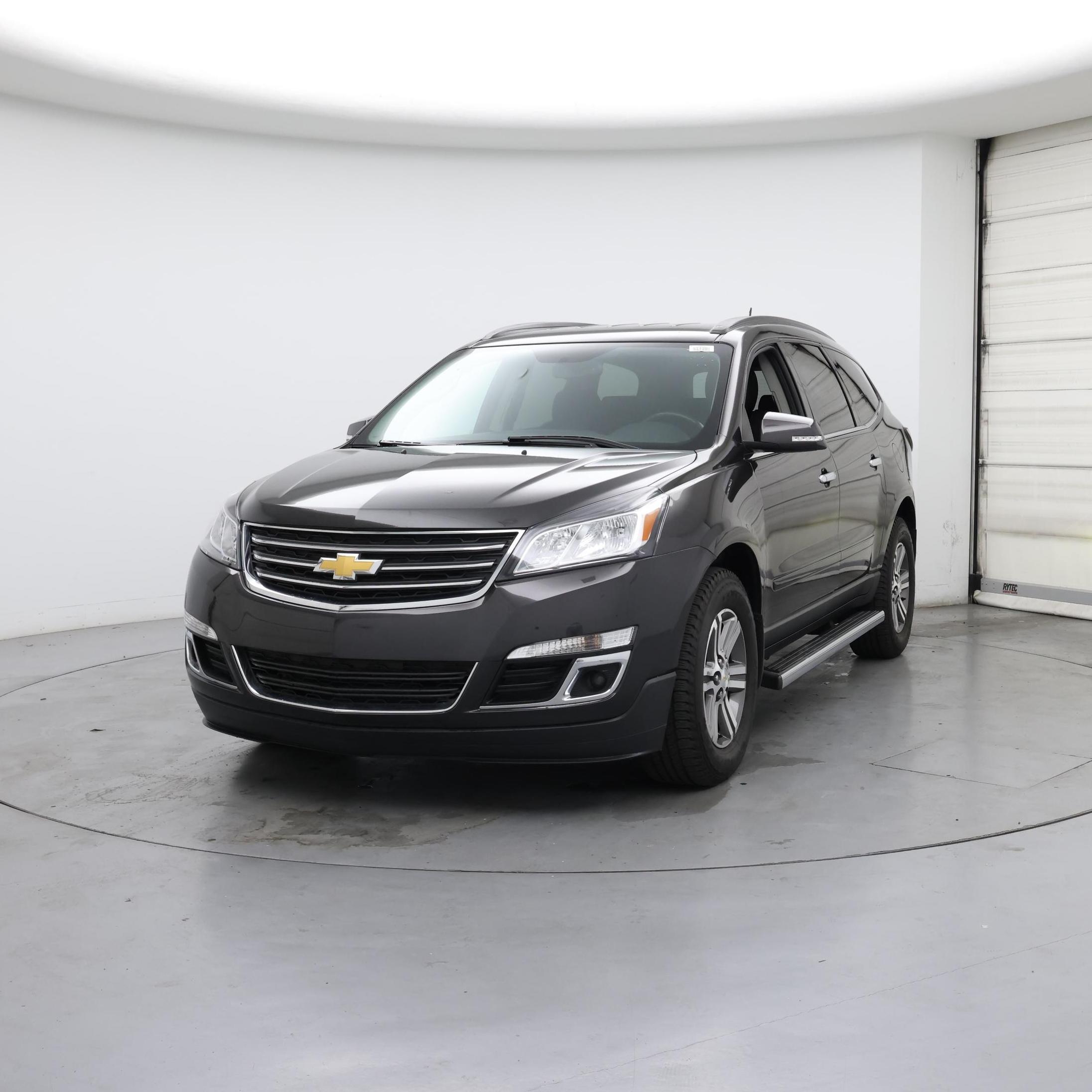 Thumbnail: 2017 Chevrolet Traverse - 4