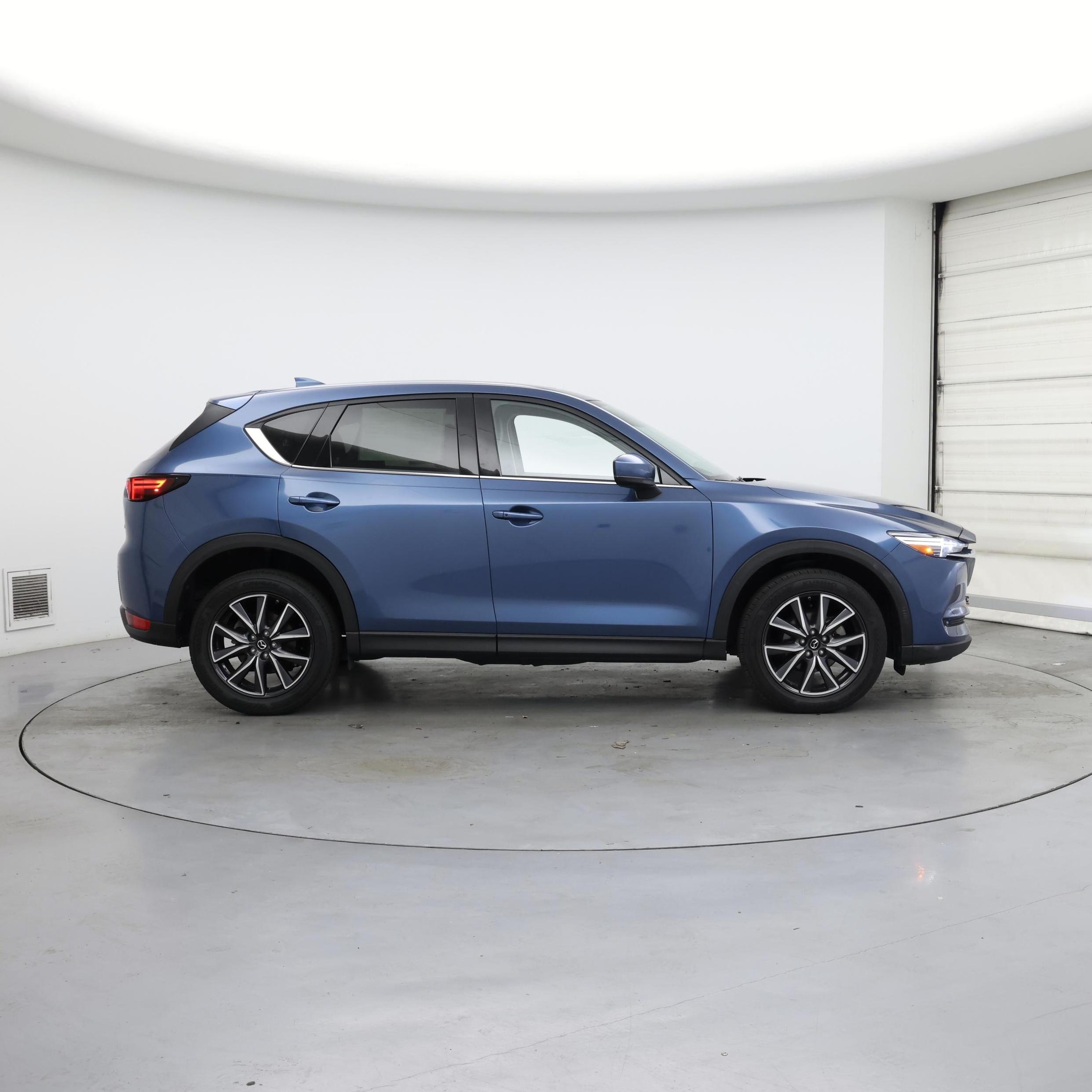 Thumbnail: 2017 Mazda CX-5 - 7
