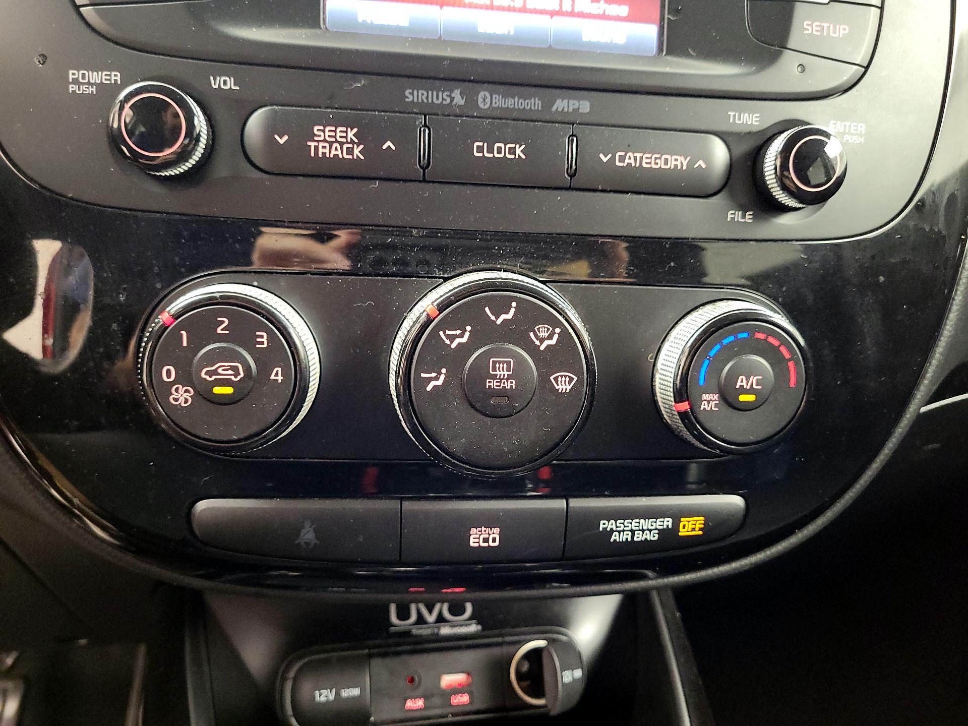 Thumbnail: 2016 Kia Soul - 14
