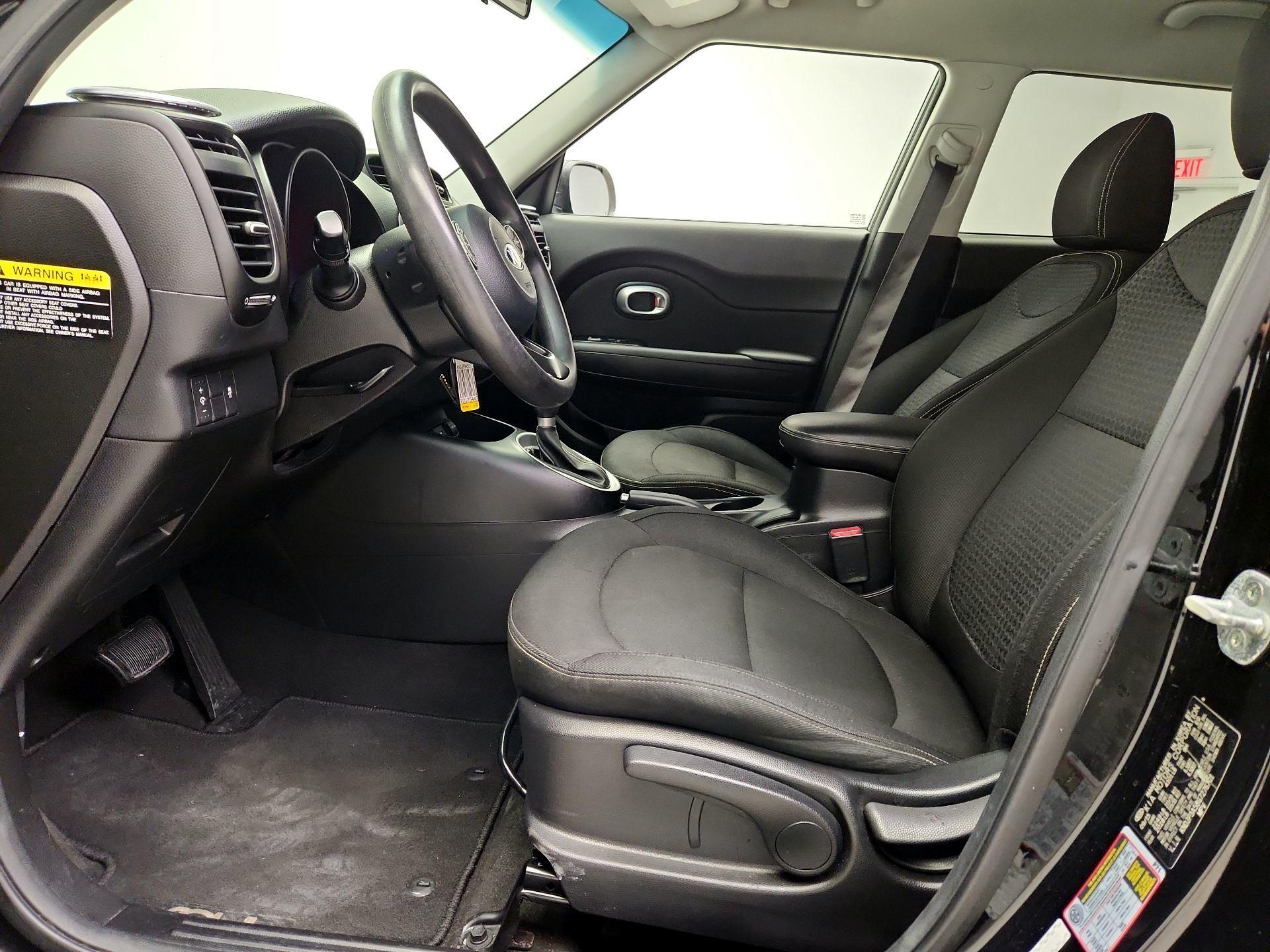 Thumbnail: 2016 Kia Soul - 11