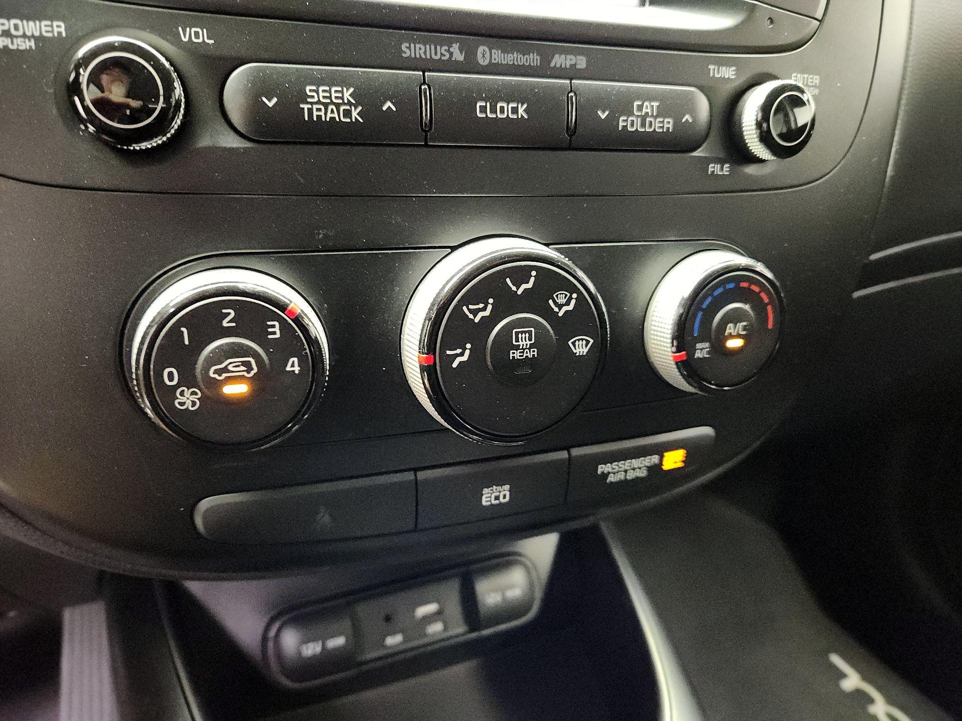 Thumbnail: 2016 Kia Soul - 16
