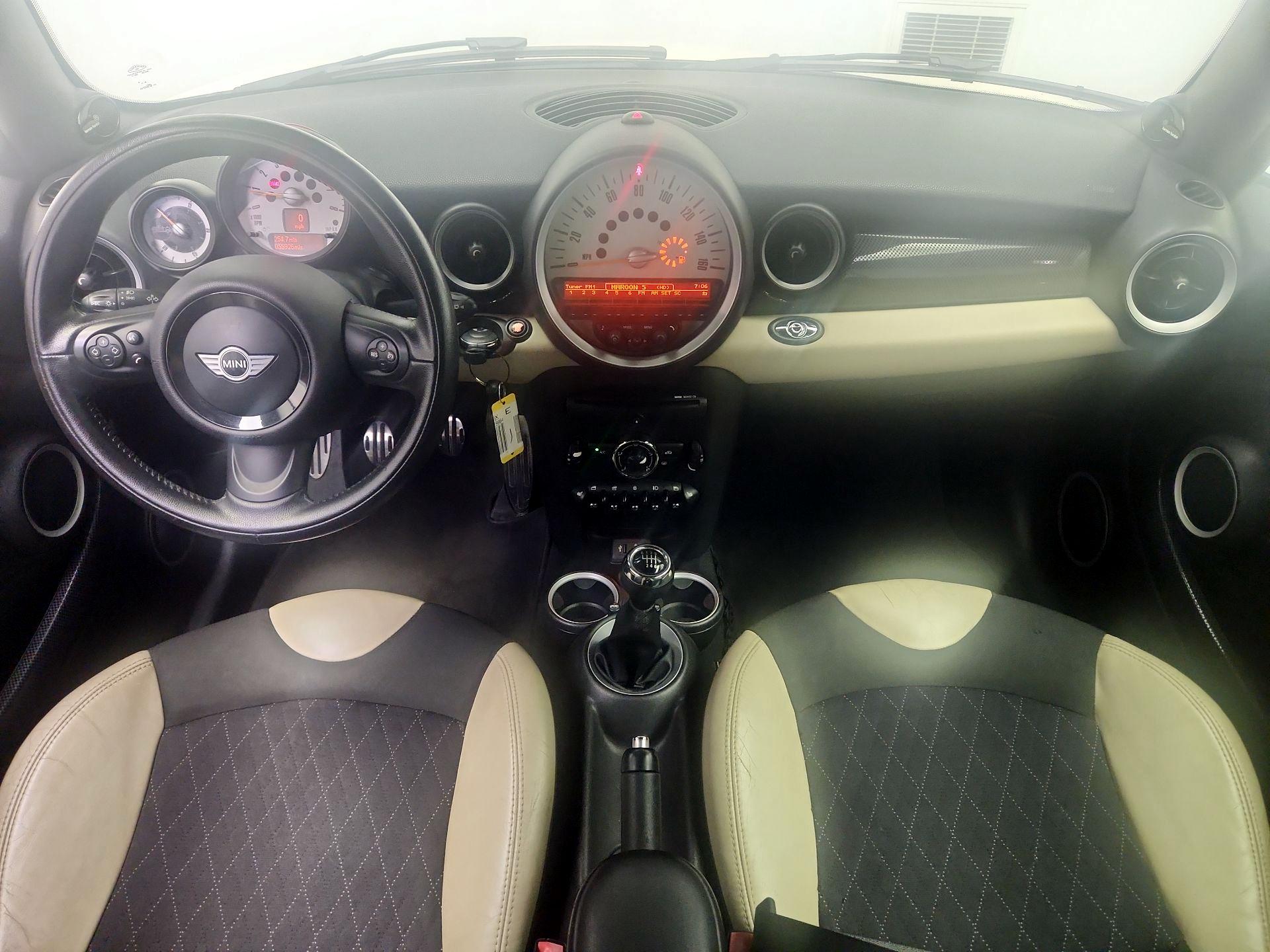 Thumbnail: 2014 MINI Cooper - 9