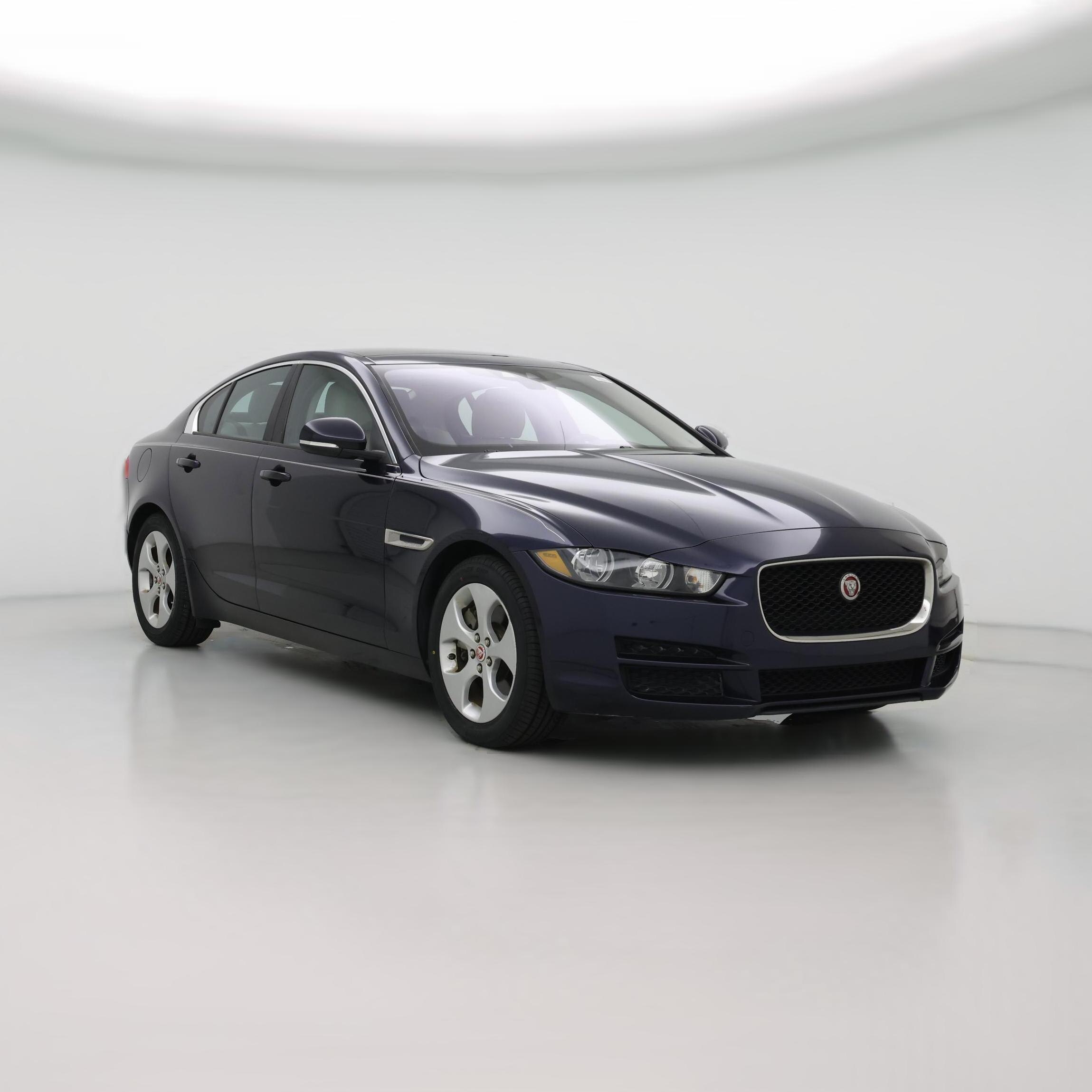 Thumbnail: 2017 Jaguar XE - 1