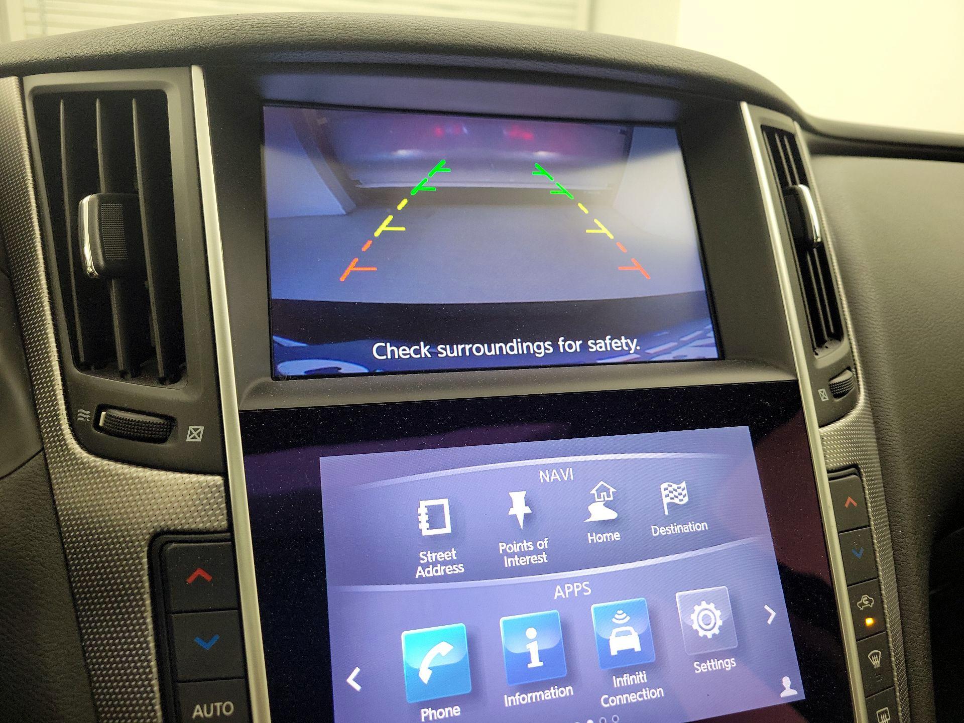 Thumbnail: 2015 INFINITI Q50 - 15