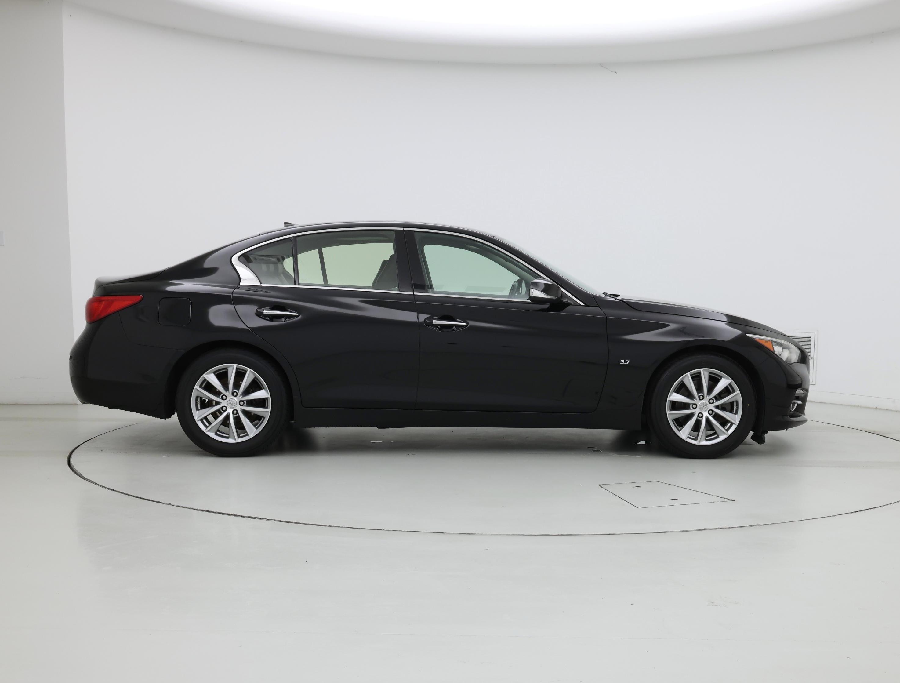Thumbnail: 2015 INFINITI Q50 - 7