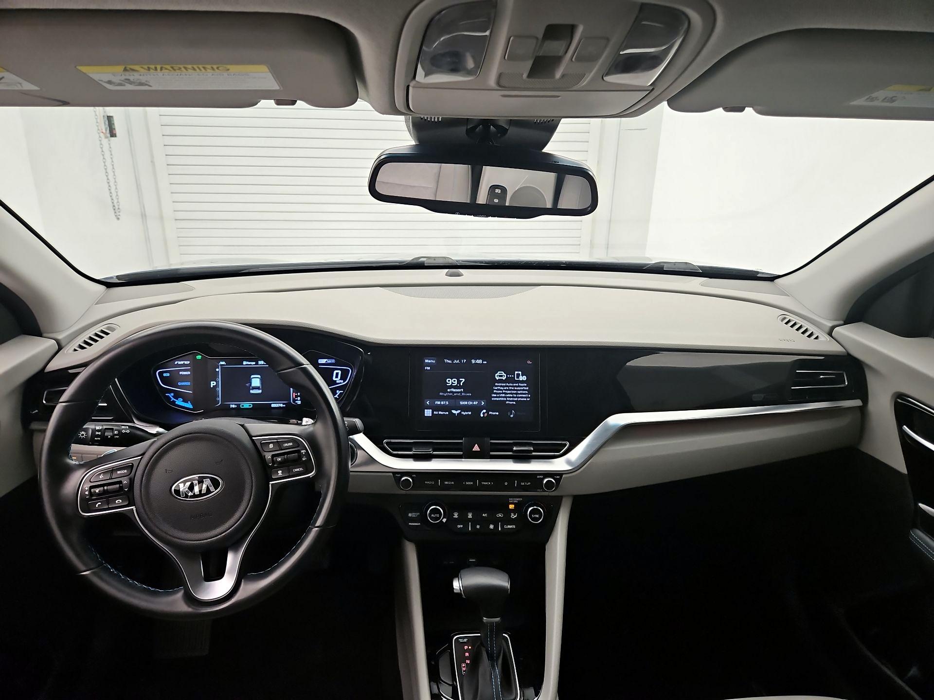 Thumbnail: 2020 Kia Niro - 9