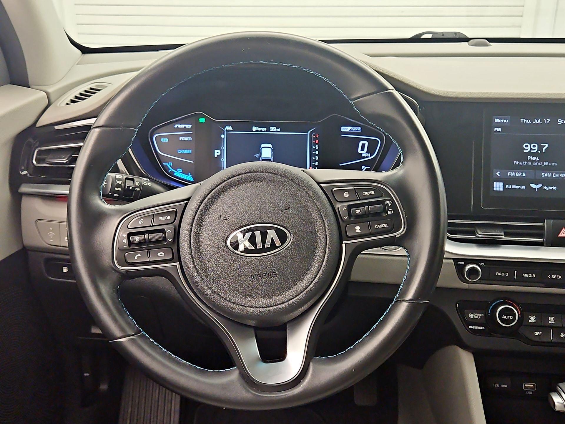 Thumbnail: 2020 Kia Niro - 10