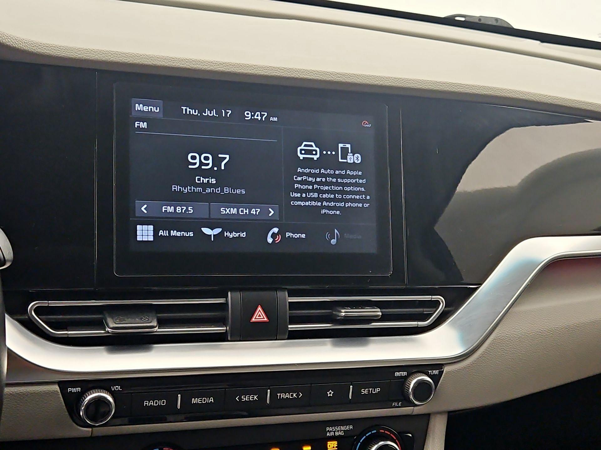 Thumbnail: 2020 Kia Niro - 15