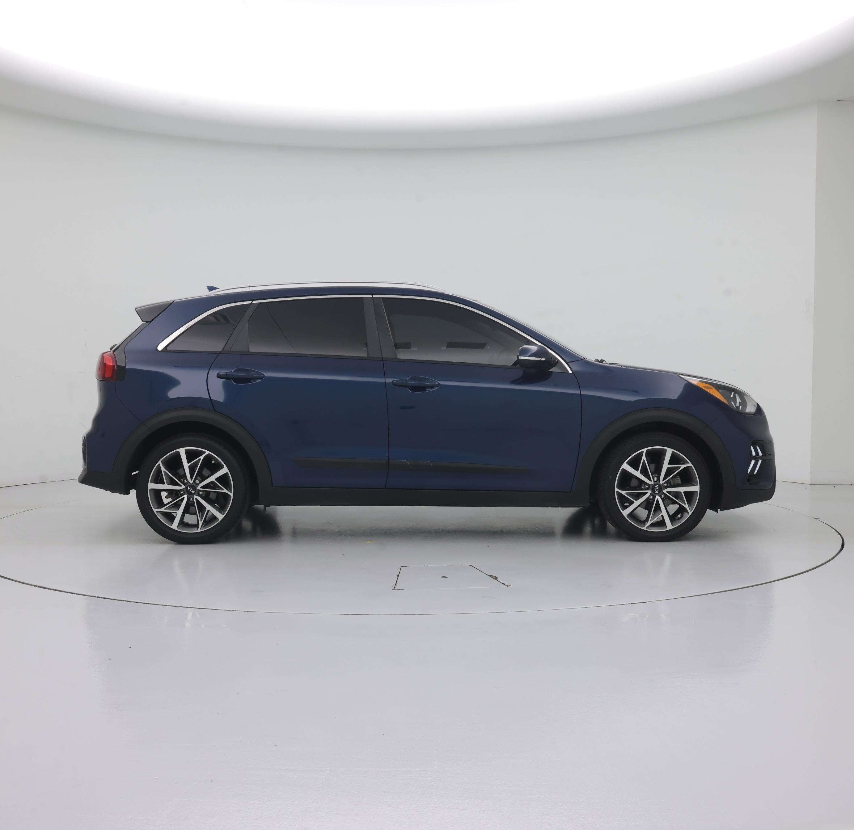 Thumbnail: 2020 Kia Niro - 7
