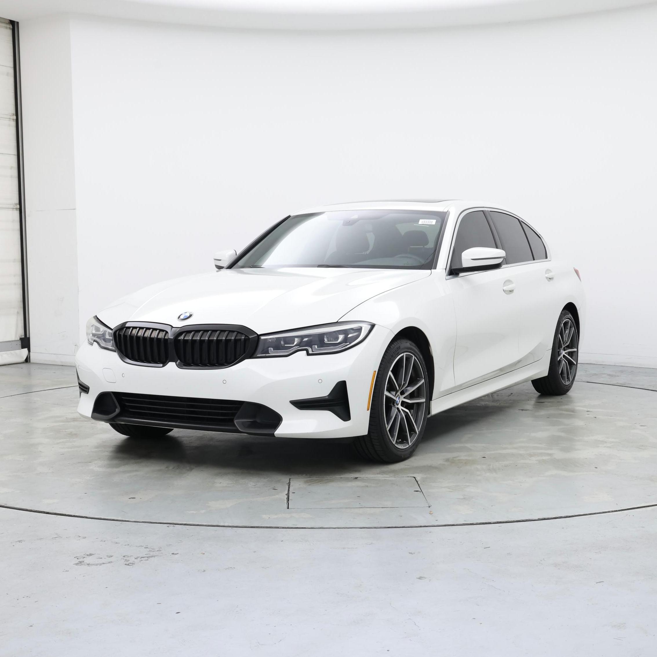 Thumbnail: 2021 BMW 3 Series - 4